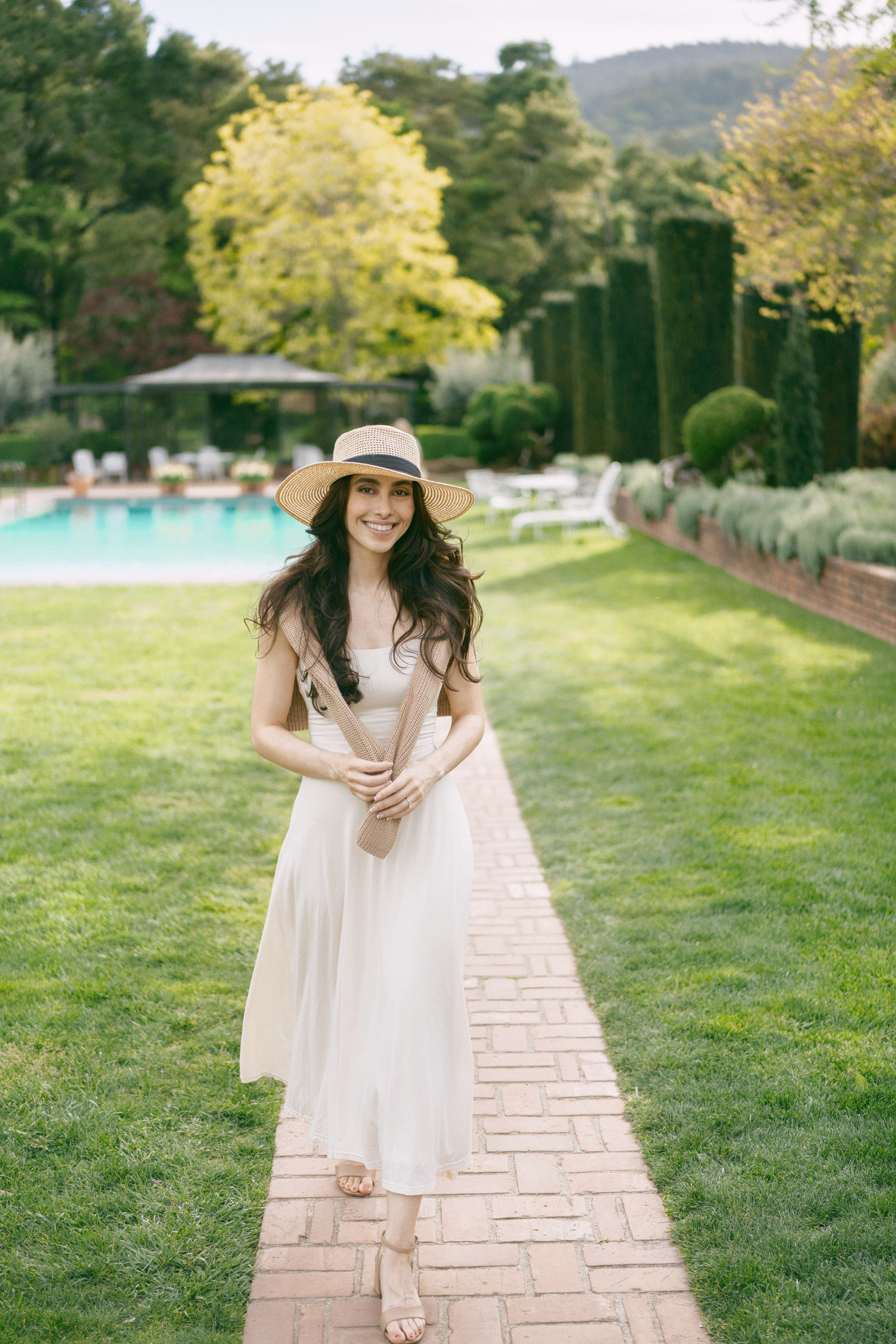 Engagement at Filoli Historic House & World-Class Garden. Wedding Photography & Videography Team in California, Los Angeles, San Francisco, San Diego and Travel