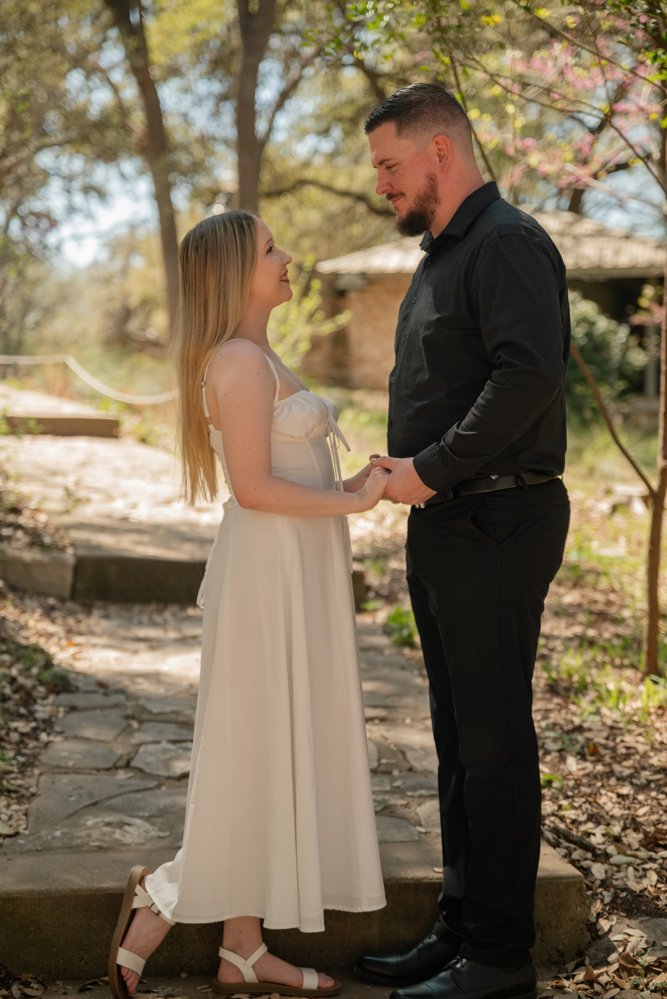 Engagement session in Austin. Wedding photo and video Texas