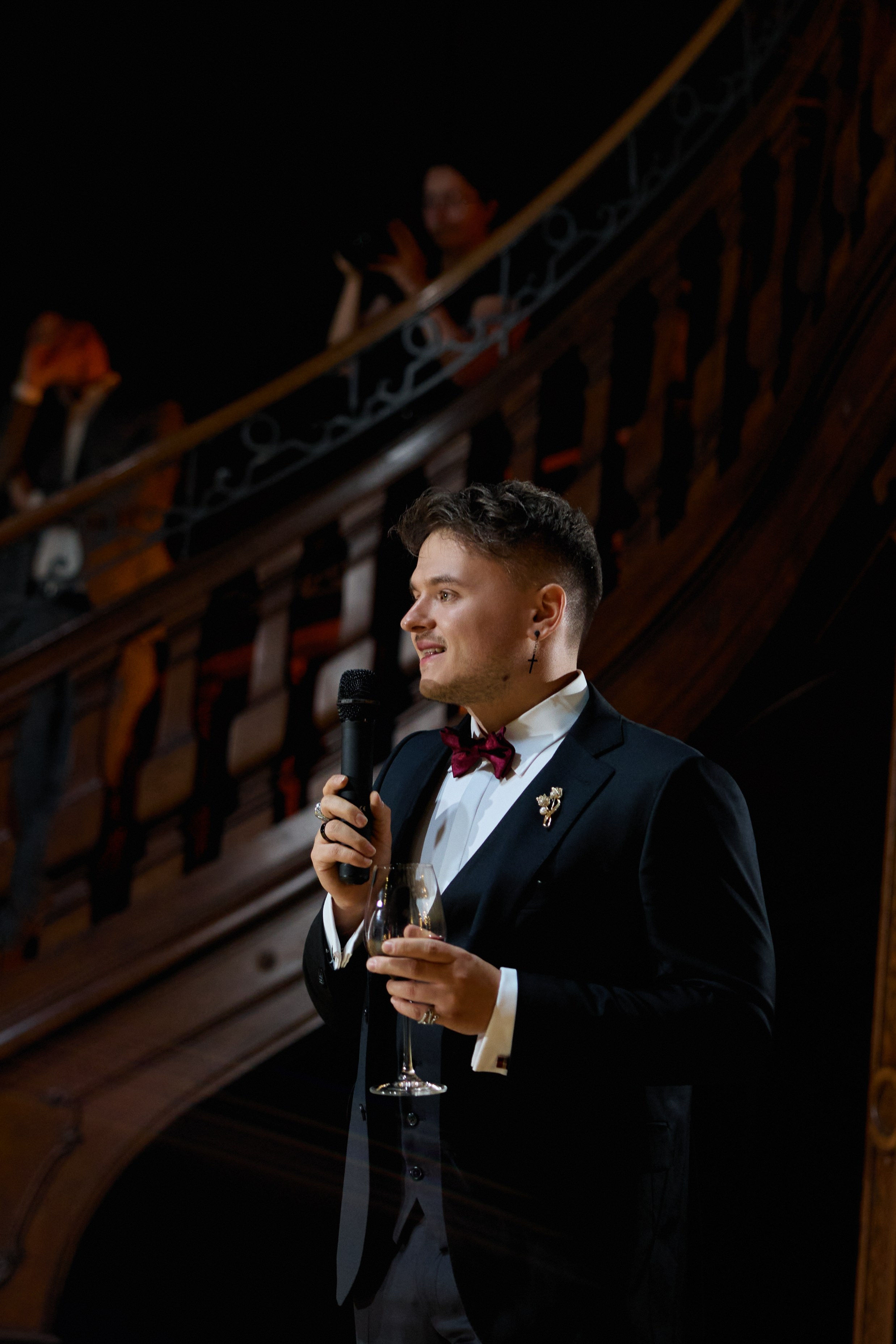 Wiktoria & Kacper. Pałac Goetz. Fotograf ślubny i rodzinny w Krakowie Yana Klymova
