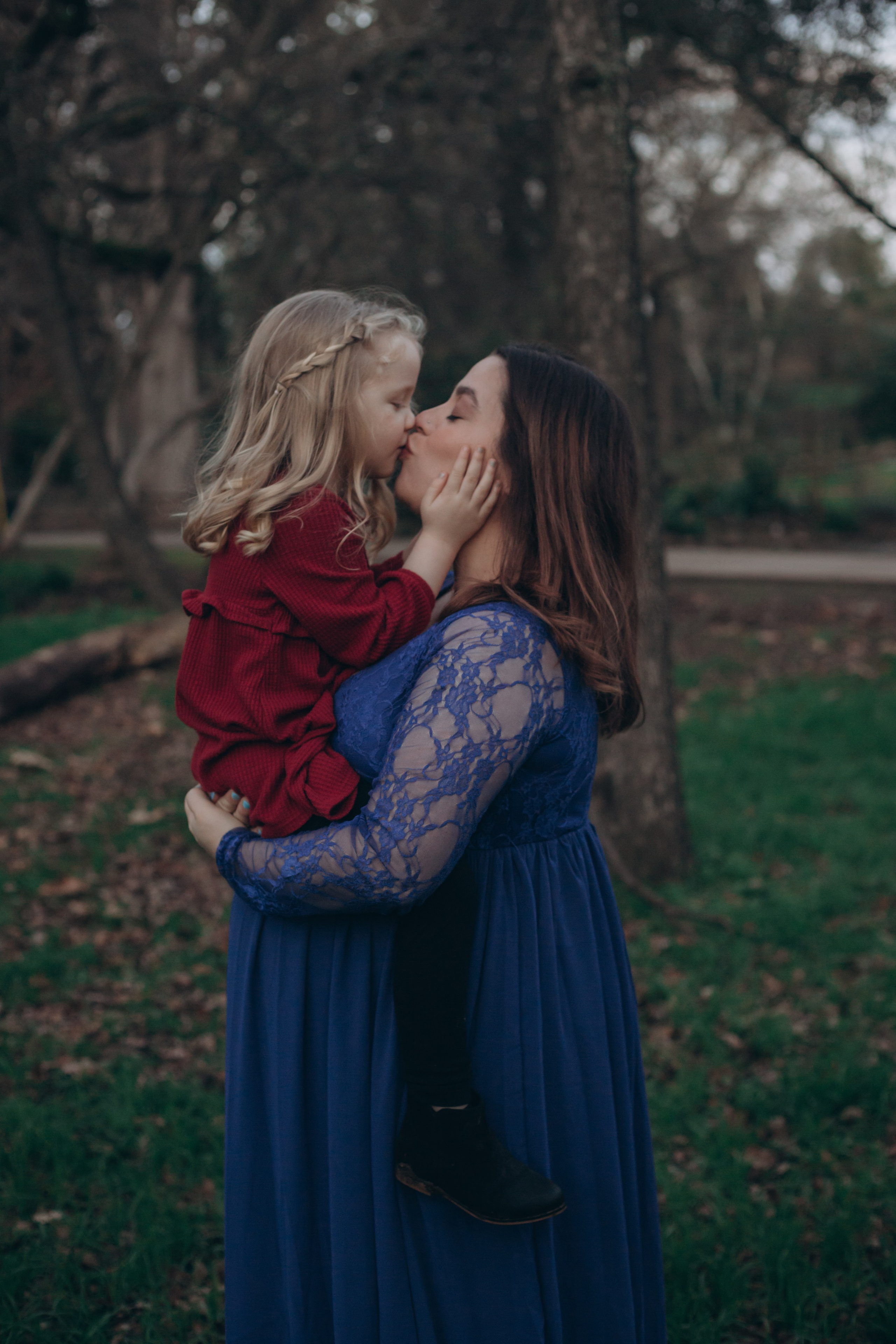 Wonderfule Pregnancy. Family and children’s lifestyle photographer Elena Tumanova