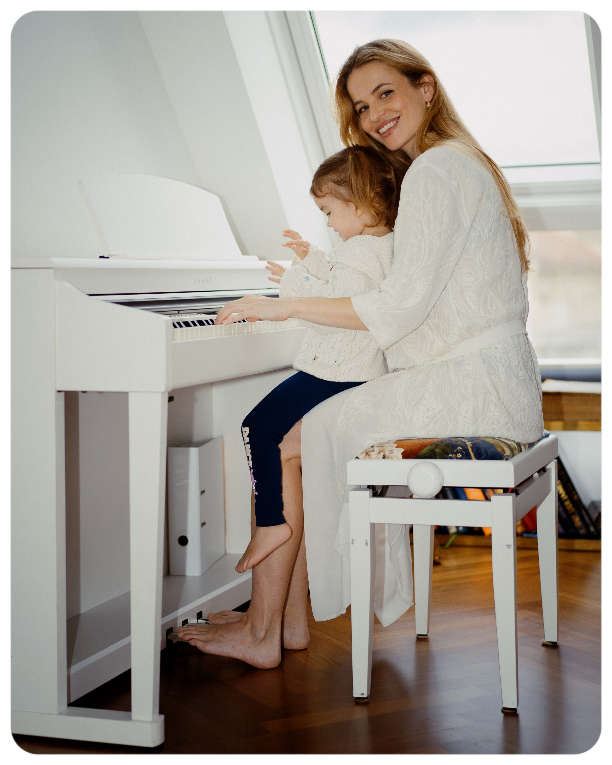 Pregnancy Moment. Elena Pretzner Photography