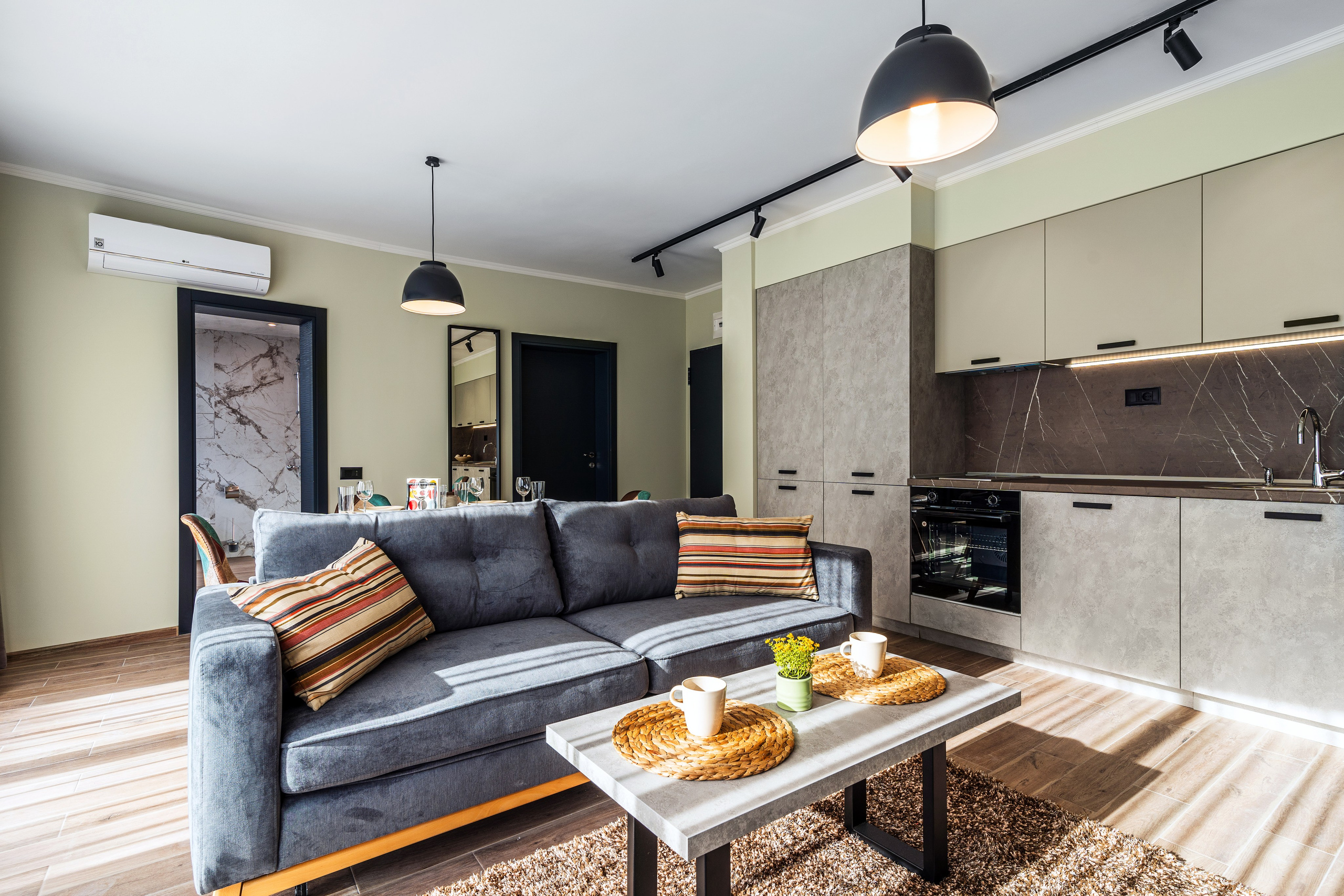 Апартаменти за Booking. Професионален фотограф в Пловдив и областта