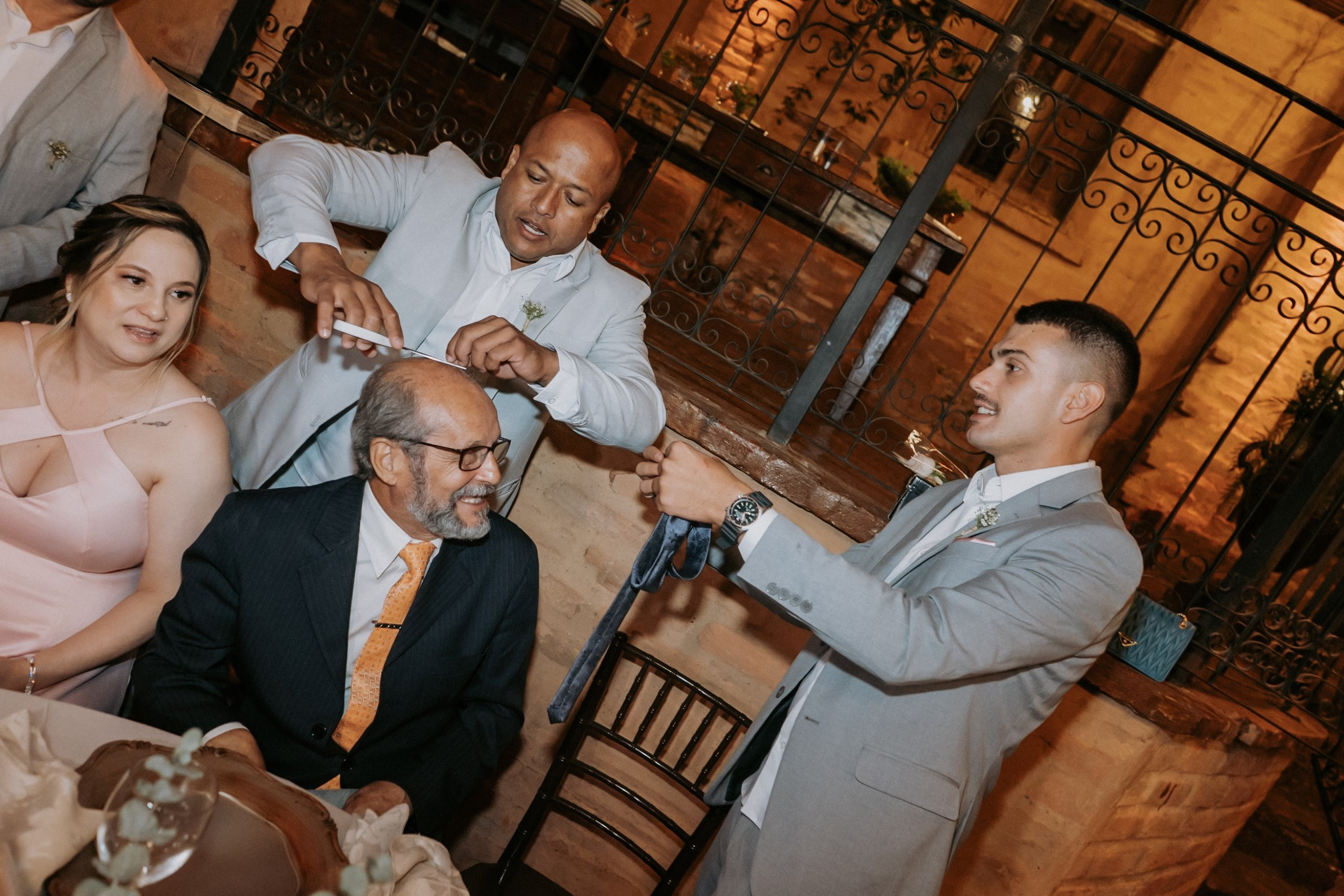 Casamento Isadora e Icaro — Alvorada. Fotógrafo de casamento e Filmmaker de casamento