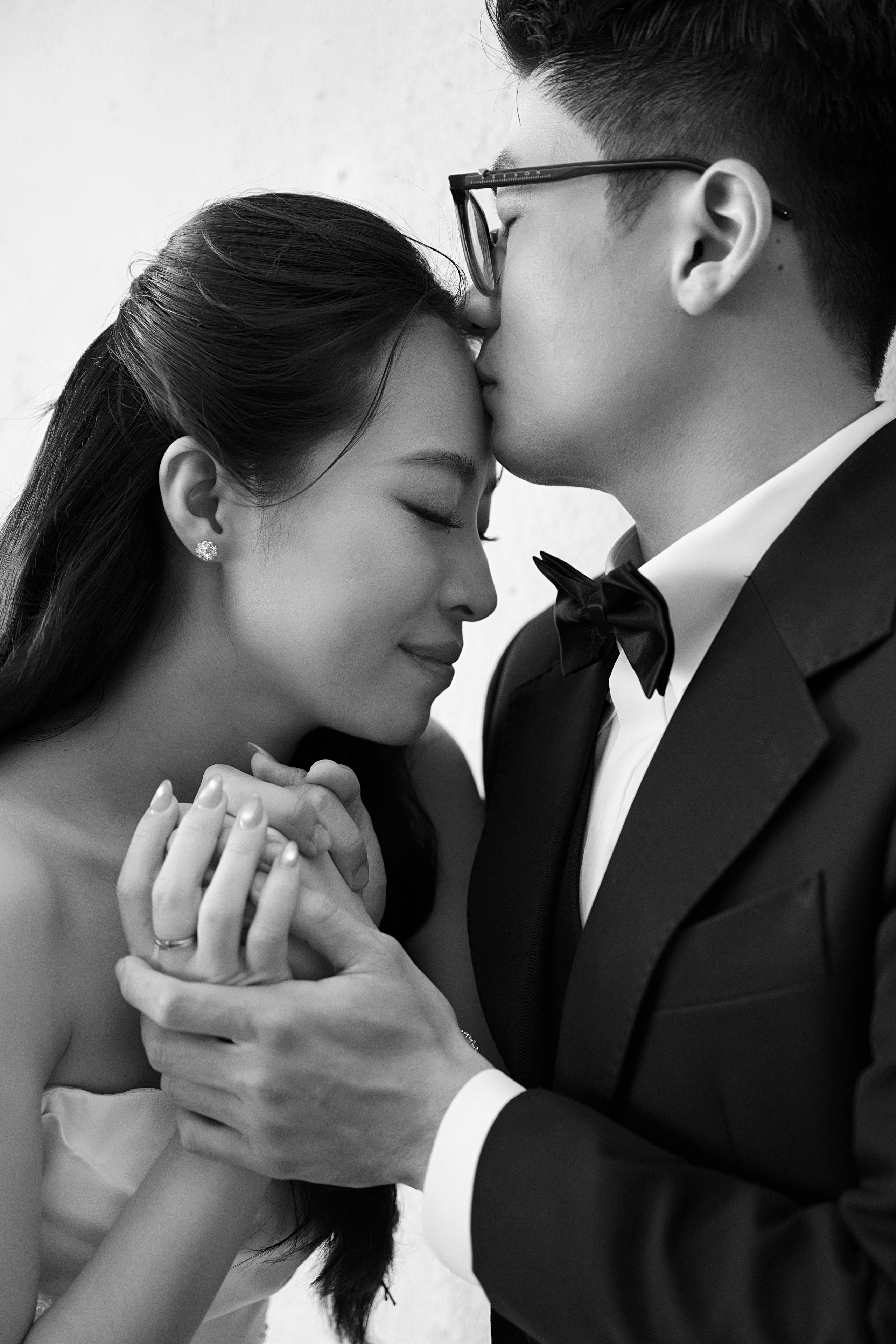 N.A wedding photoshoot in studio