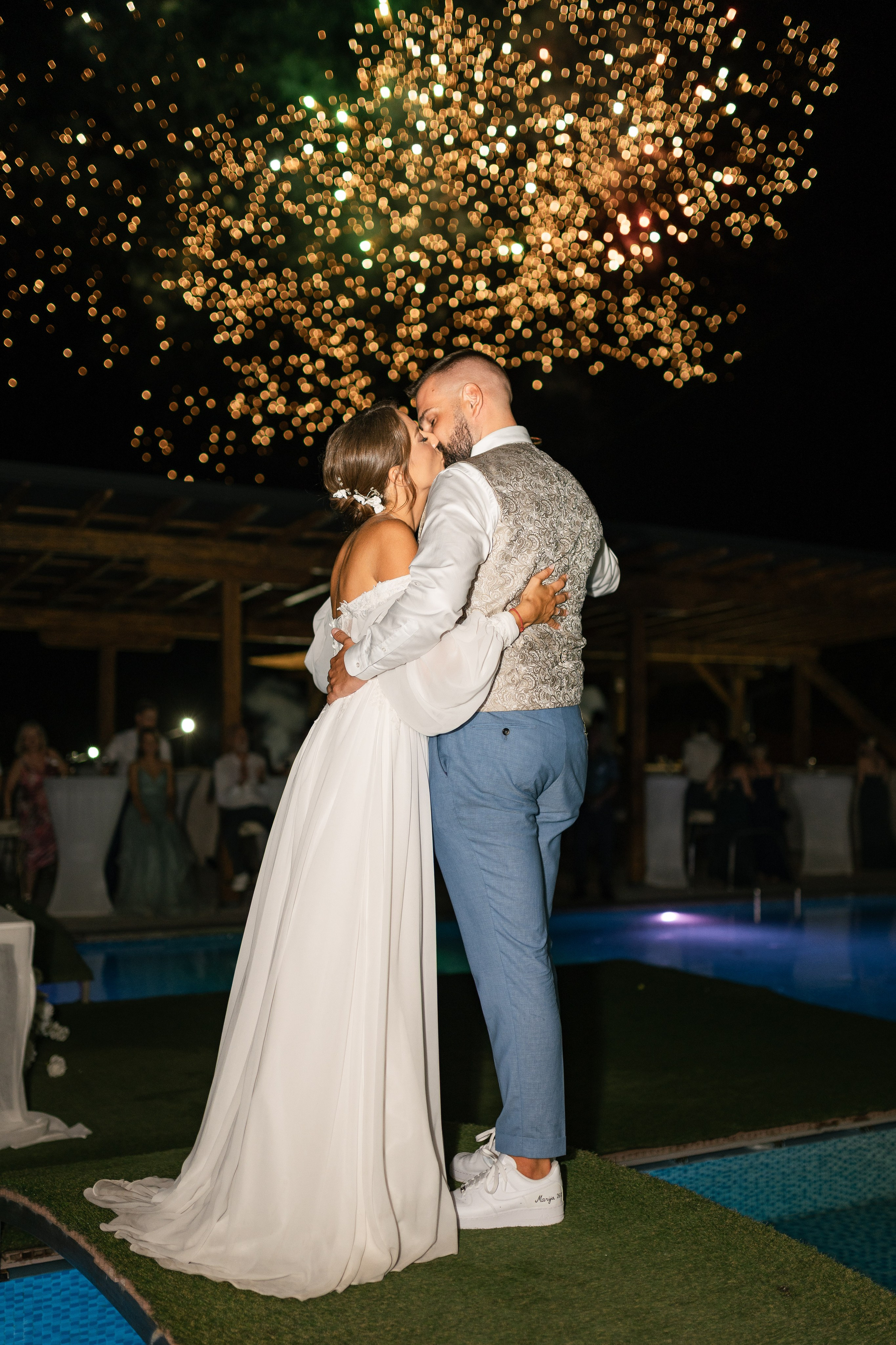 M&D|Between City Lights and Hidden Oasis. Black Sheep Produkcija| Wedding Photography and Wedding Films, based in Kragujevac, Europe / Fotograf i videograf, Kragujevac, Srbija