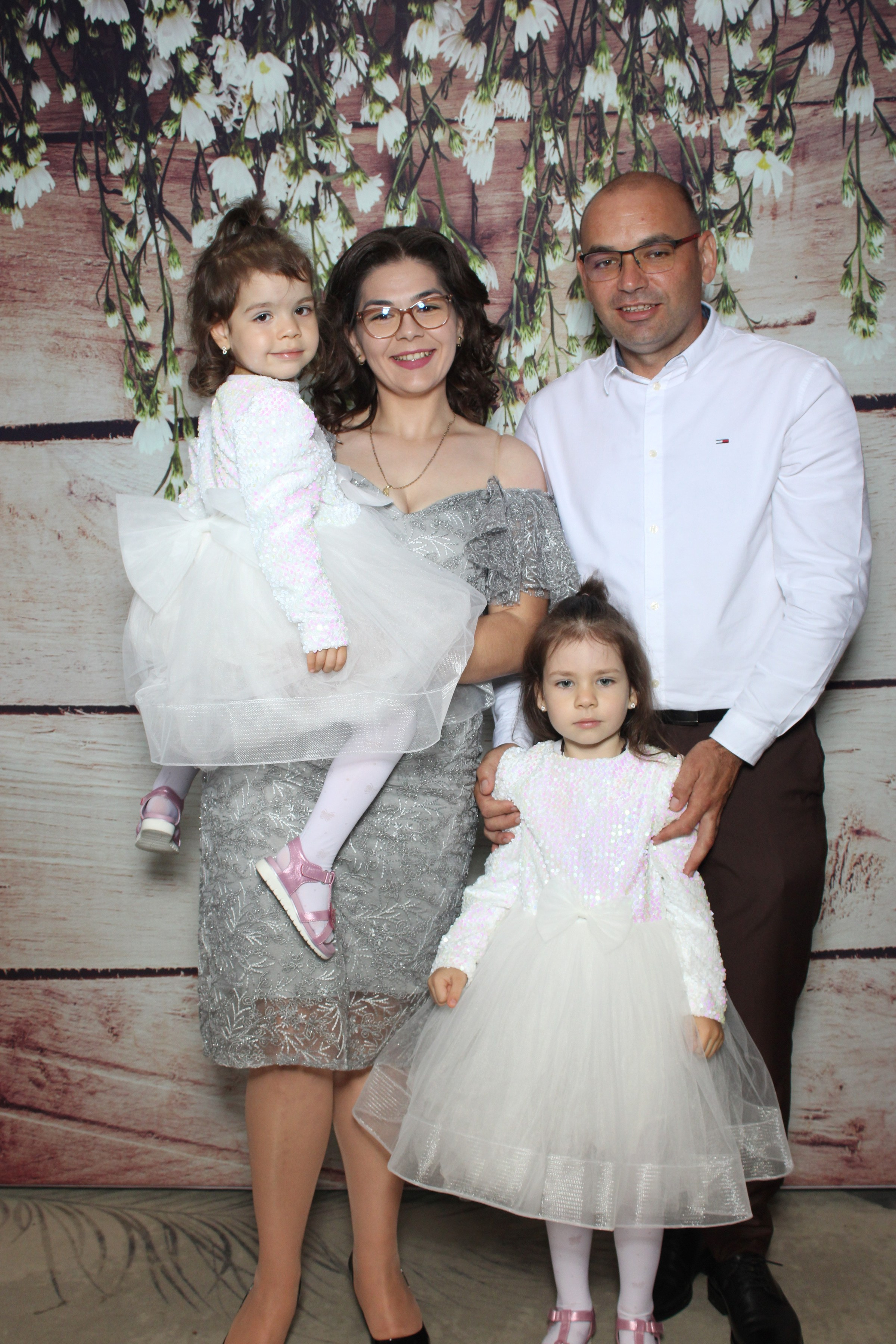 Nunta Denisa & Daniel – Zâmbete și distracție cu Oglinda Amintirilor Suceava