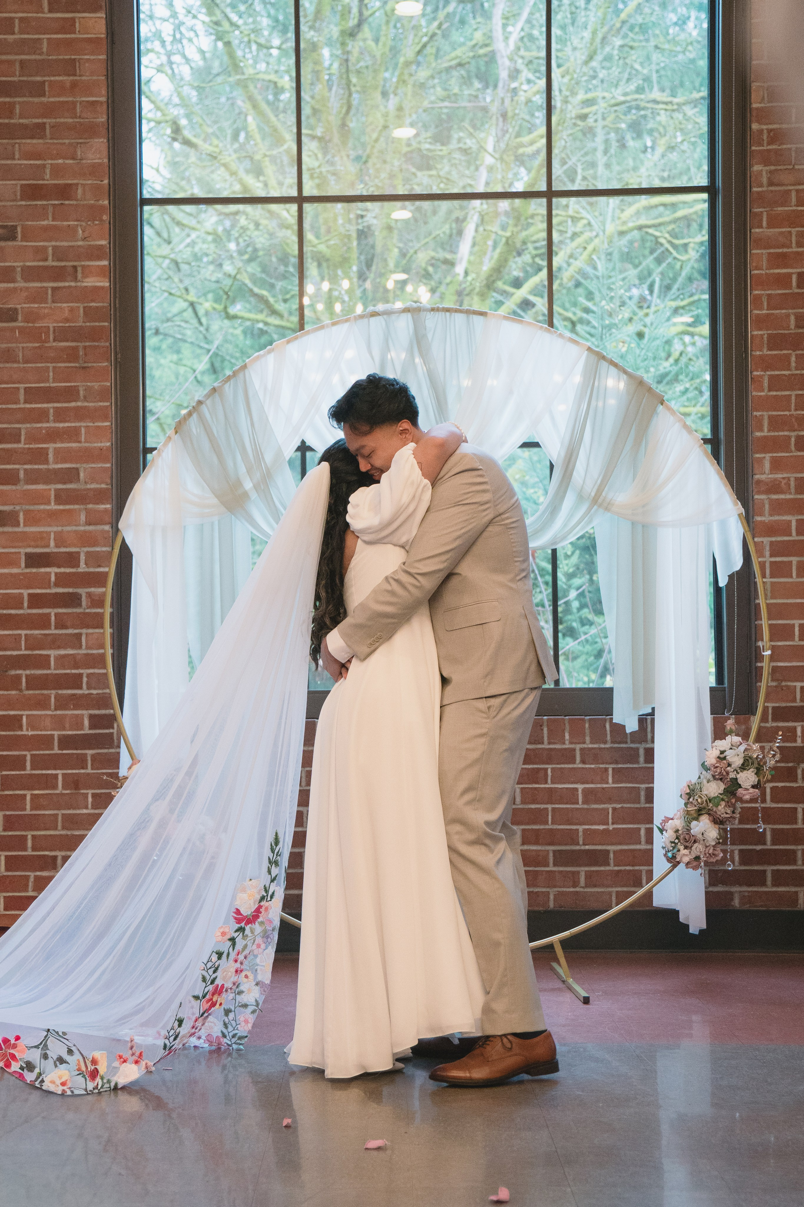 Julie and Metta | Full Wedding day. Photographer in Washington Sophia D
