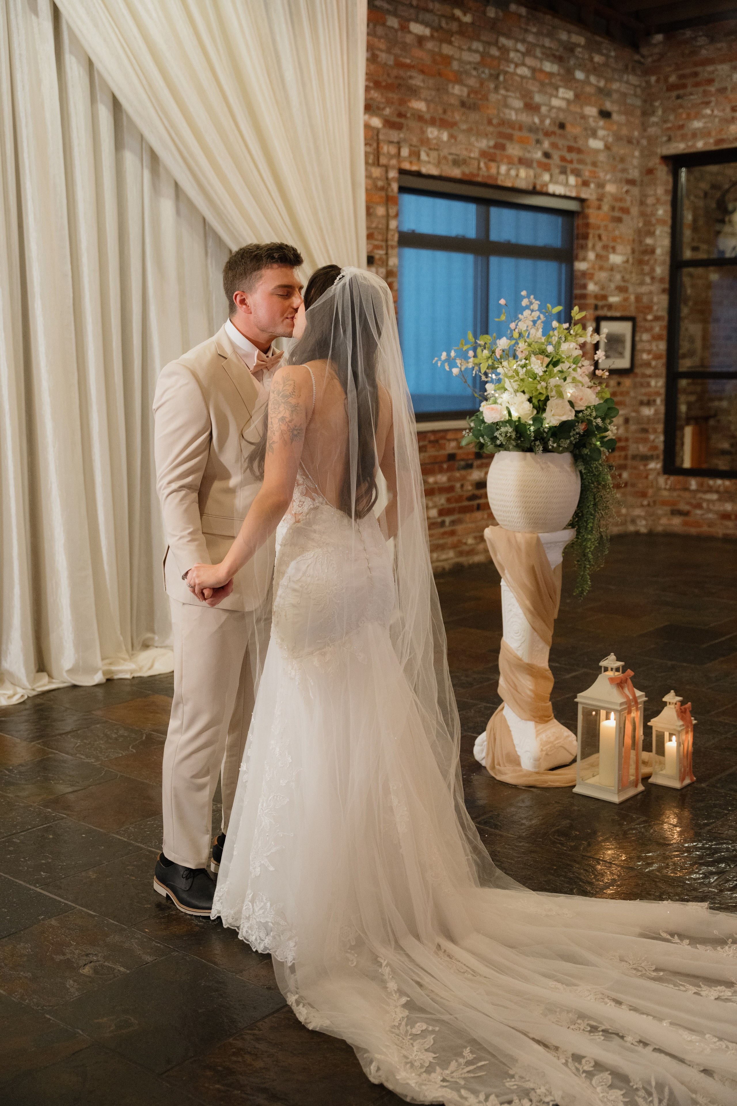 Emma and Tyler | Full Wedding day. Photographer in Washington Sophia D