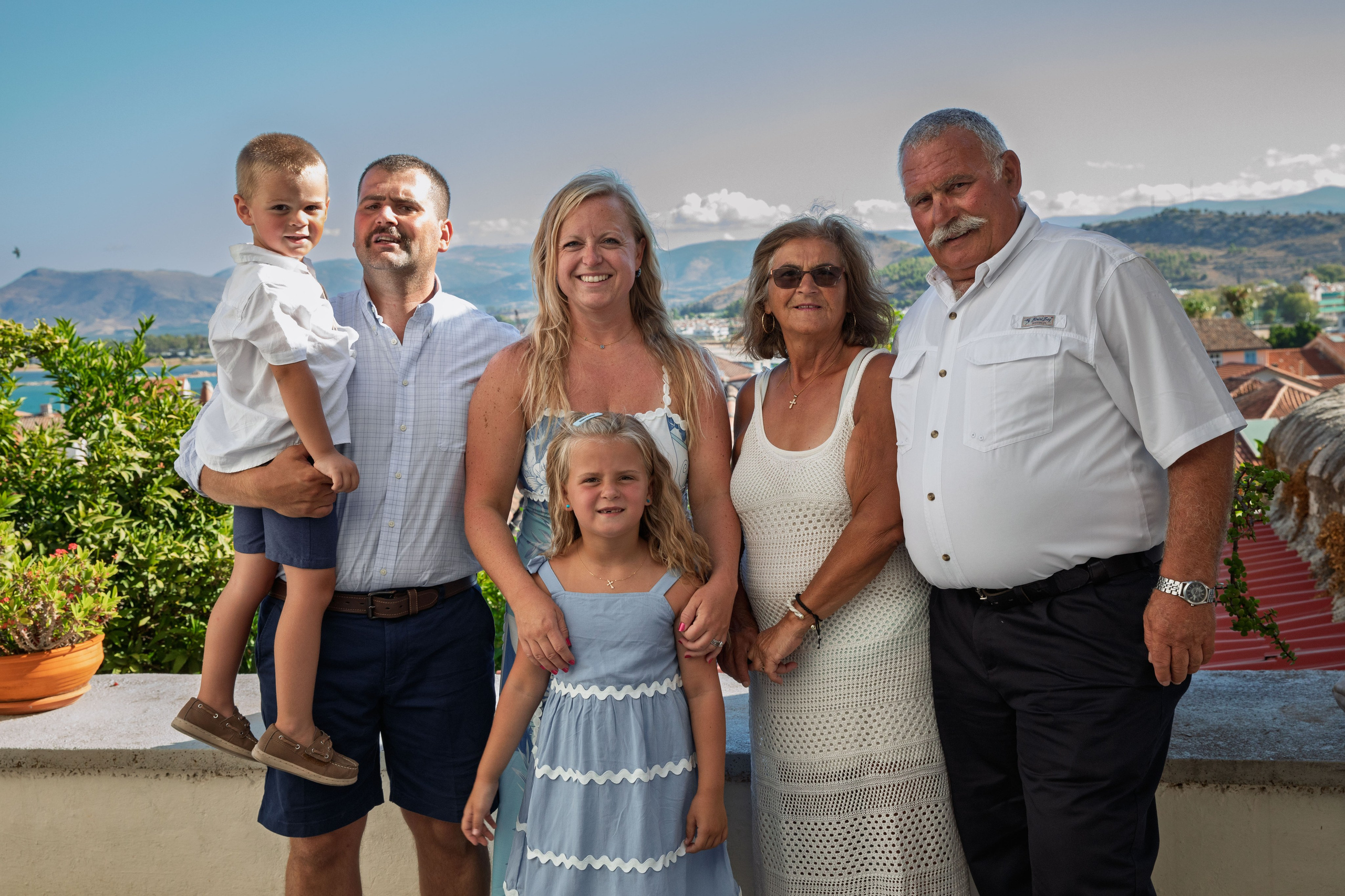 Family Kordalis (USA - Greece). Photographer Anya Khasapi. Nafplio, Greece