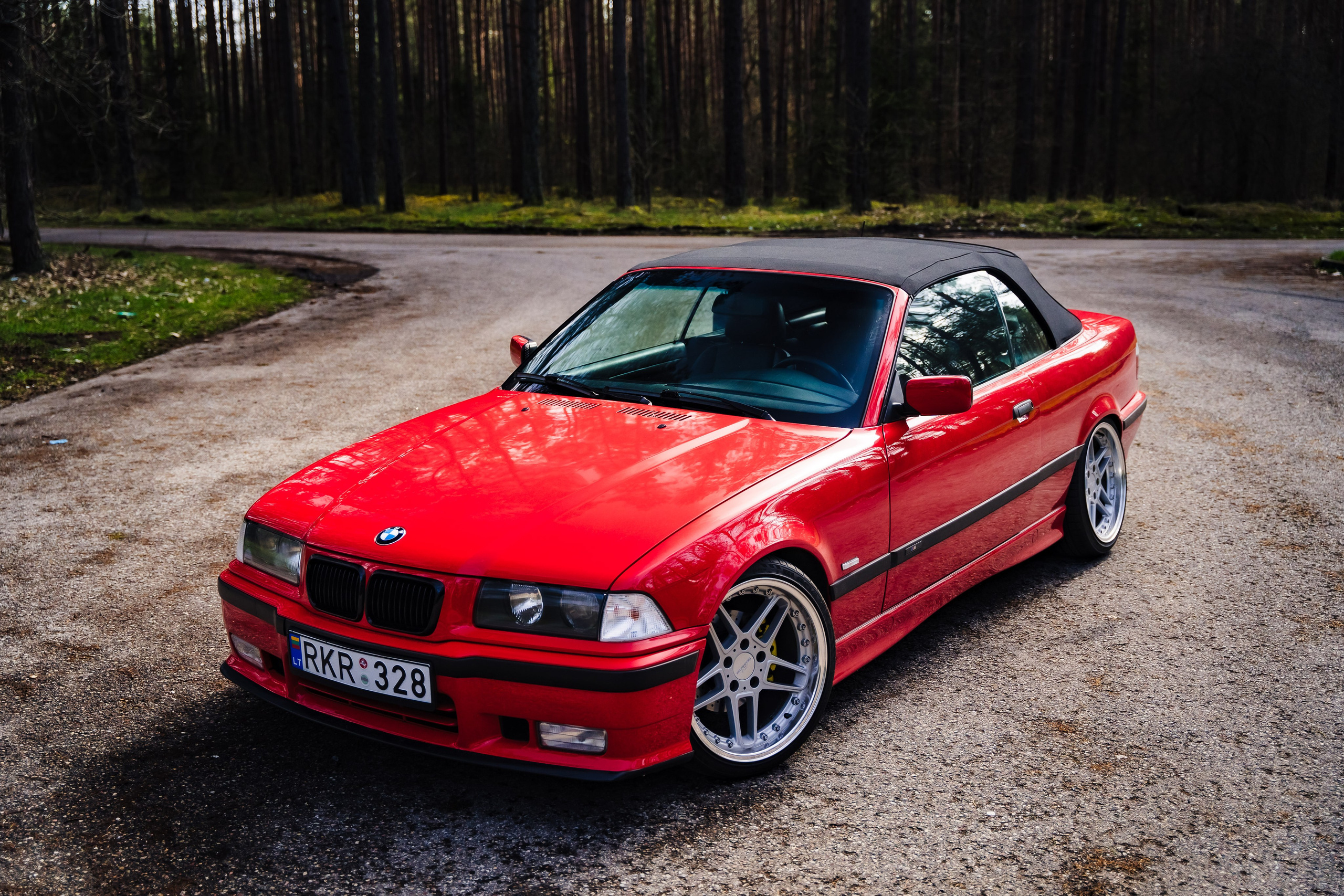 BMW e36. OnePIXEL