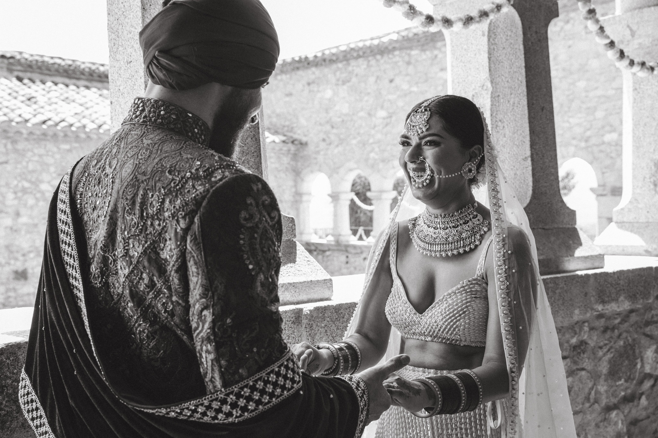 Patrik & Naomi. Monestir Sant Salvi. Paola wedding photographer / videographer in Barcelona