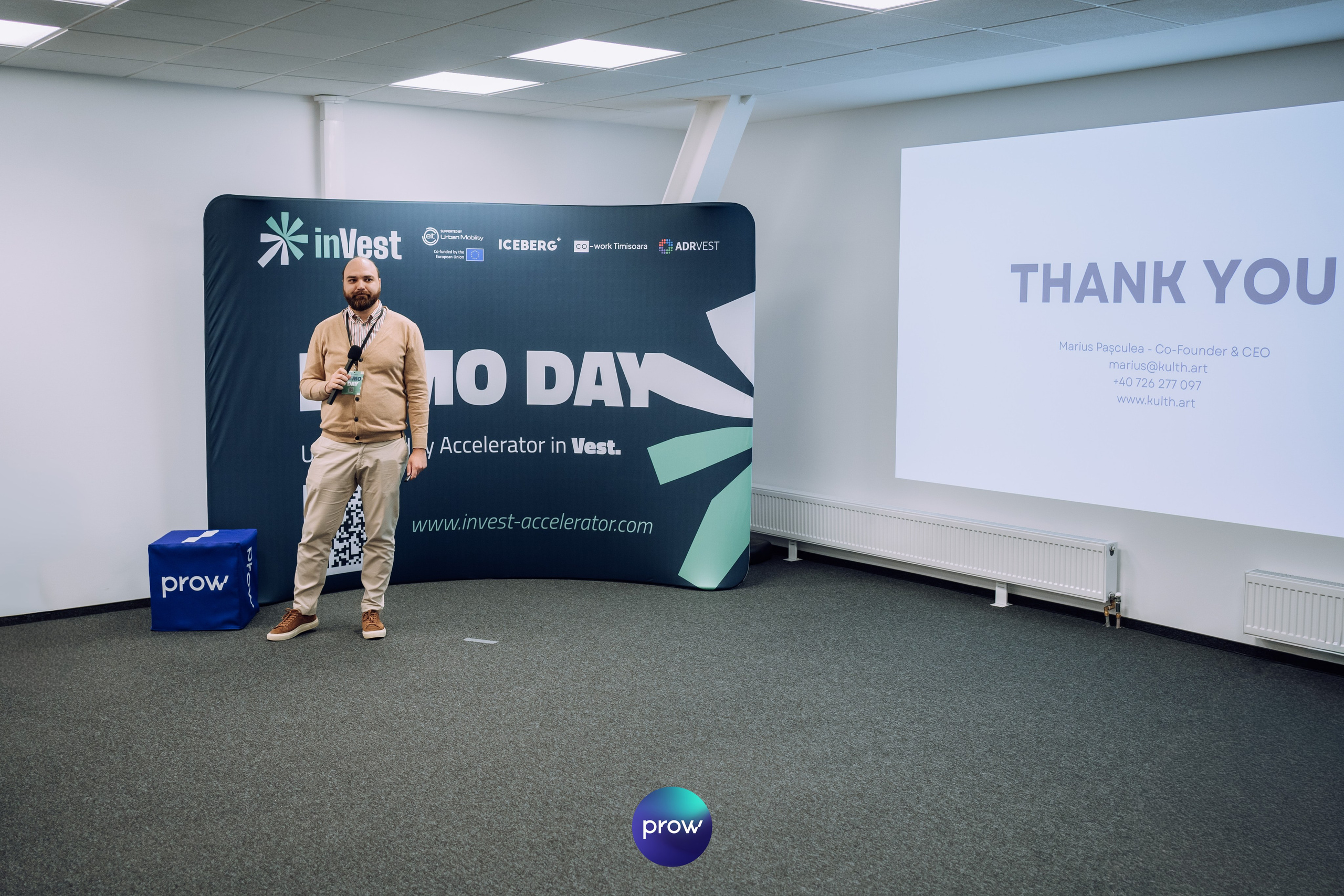 InVest DemoDay @ Cowork. Cozac Cristian Photographer