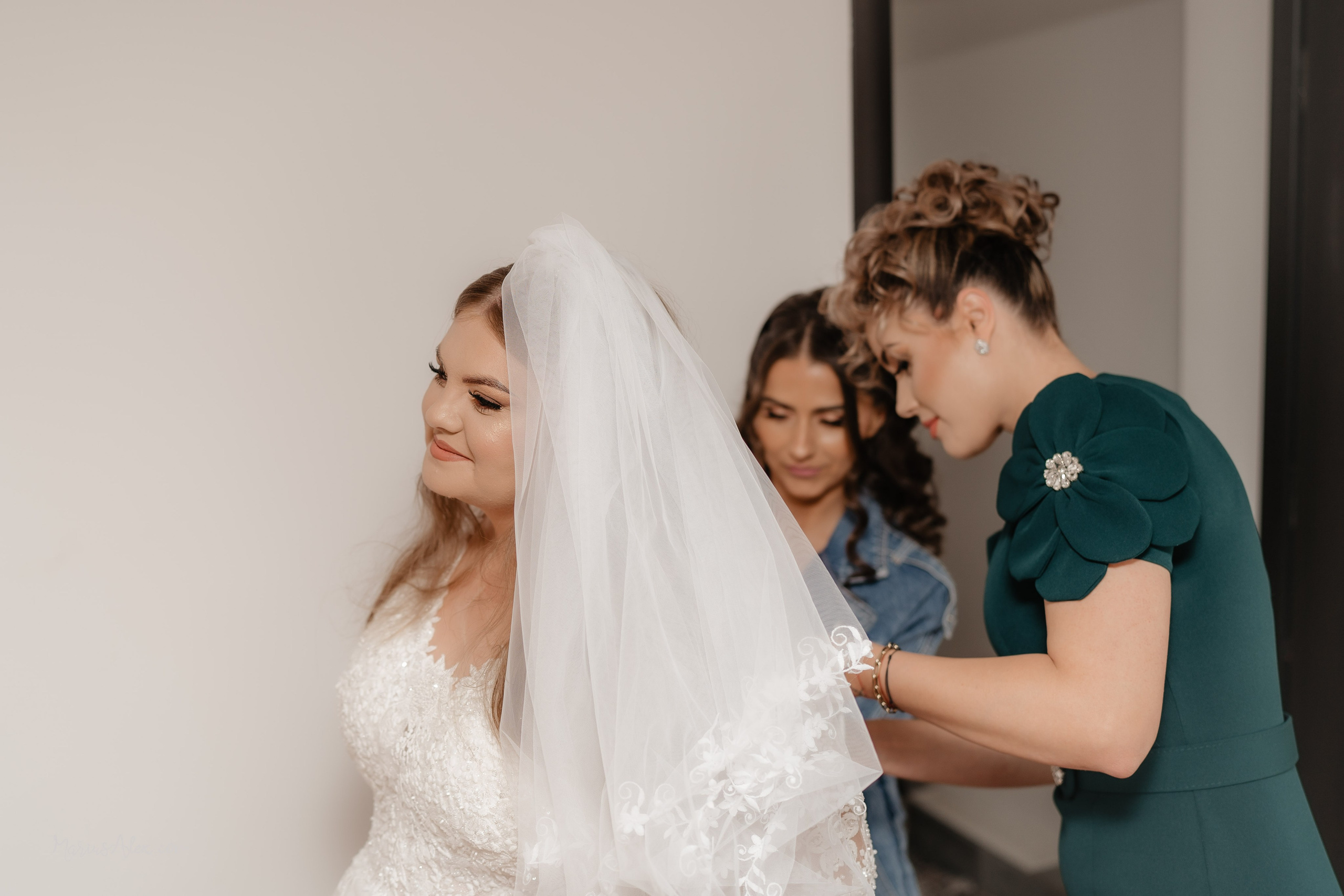 Teodora & Andrei - Amintiri frumoase de la nunta lor. Marius Alex fotograf de eveniment si portret din Suceava
