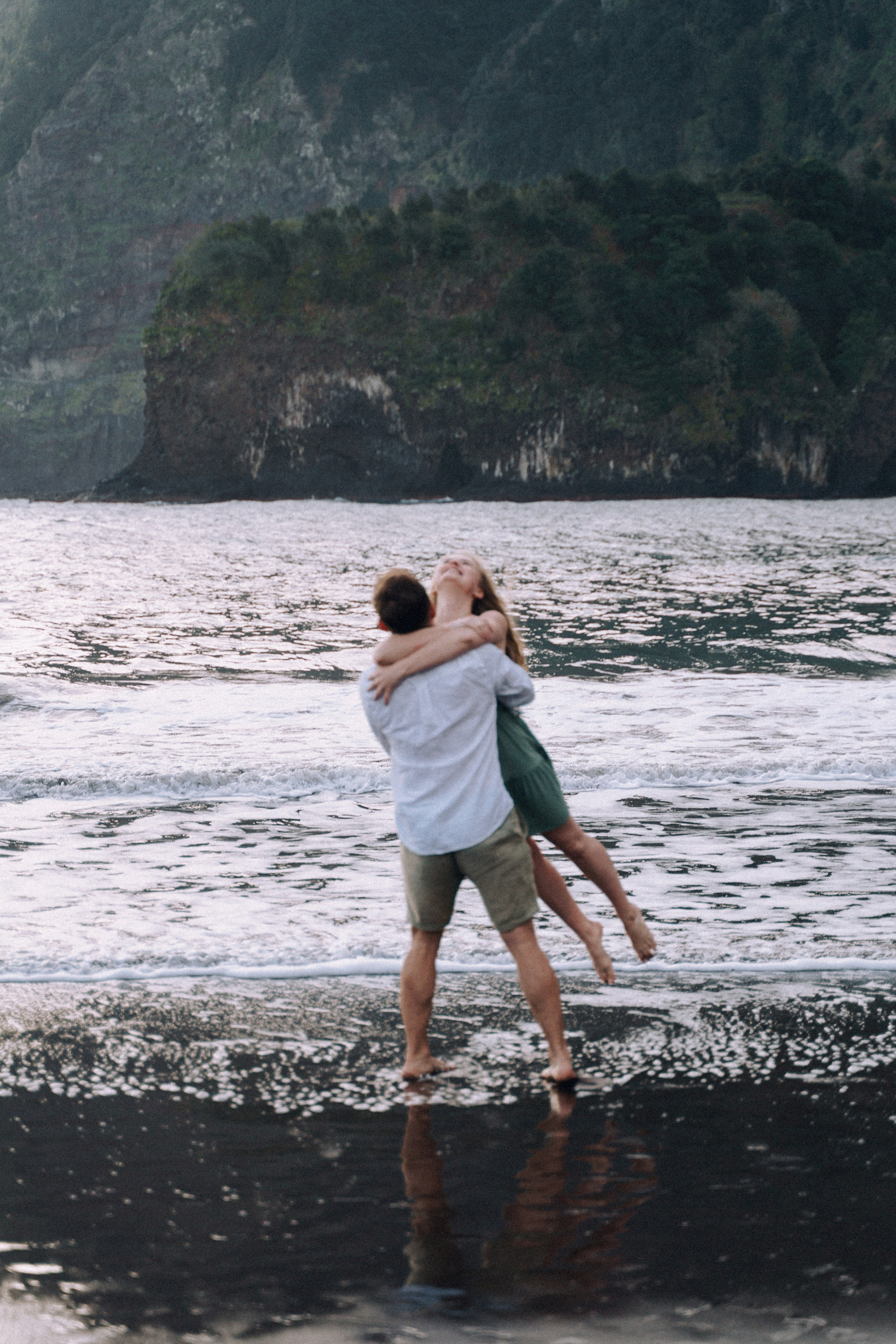 Couple Photoshoot on a Secluded Beach|Madeira Photographer. Your photographer in Madeira