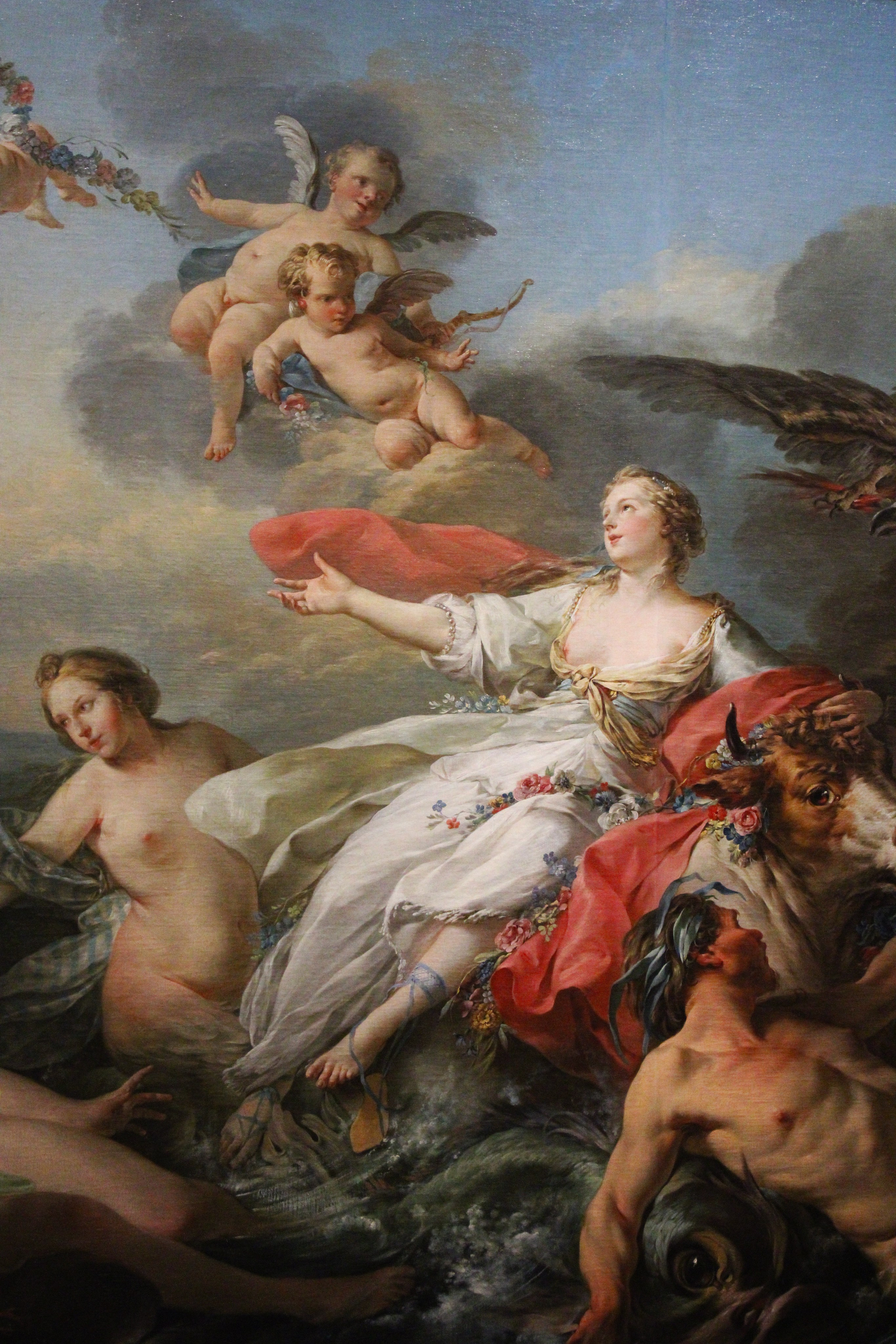 Women’s Lifestyle Indoor Photoshoot in Museum. Lana Petrychenko — Portrait & Family Photographer. Valencia, Spain