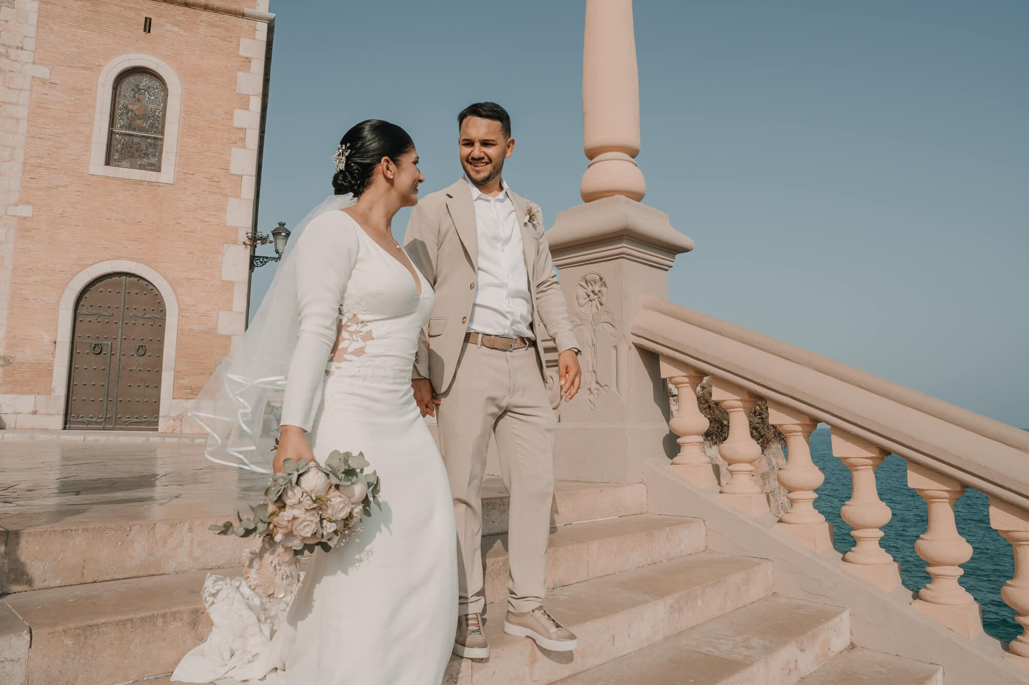 Nelsi y Osmar. El Velo Blanco | Fotógrafos de Bodas en Barcelona y España