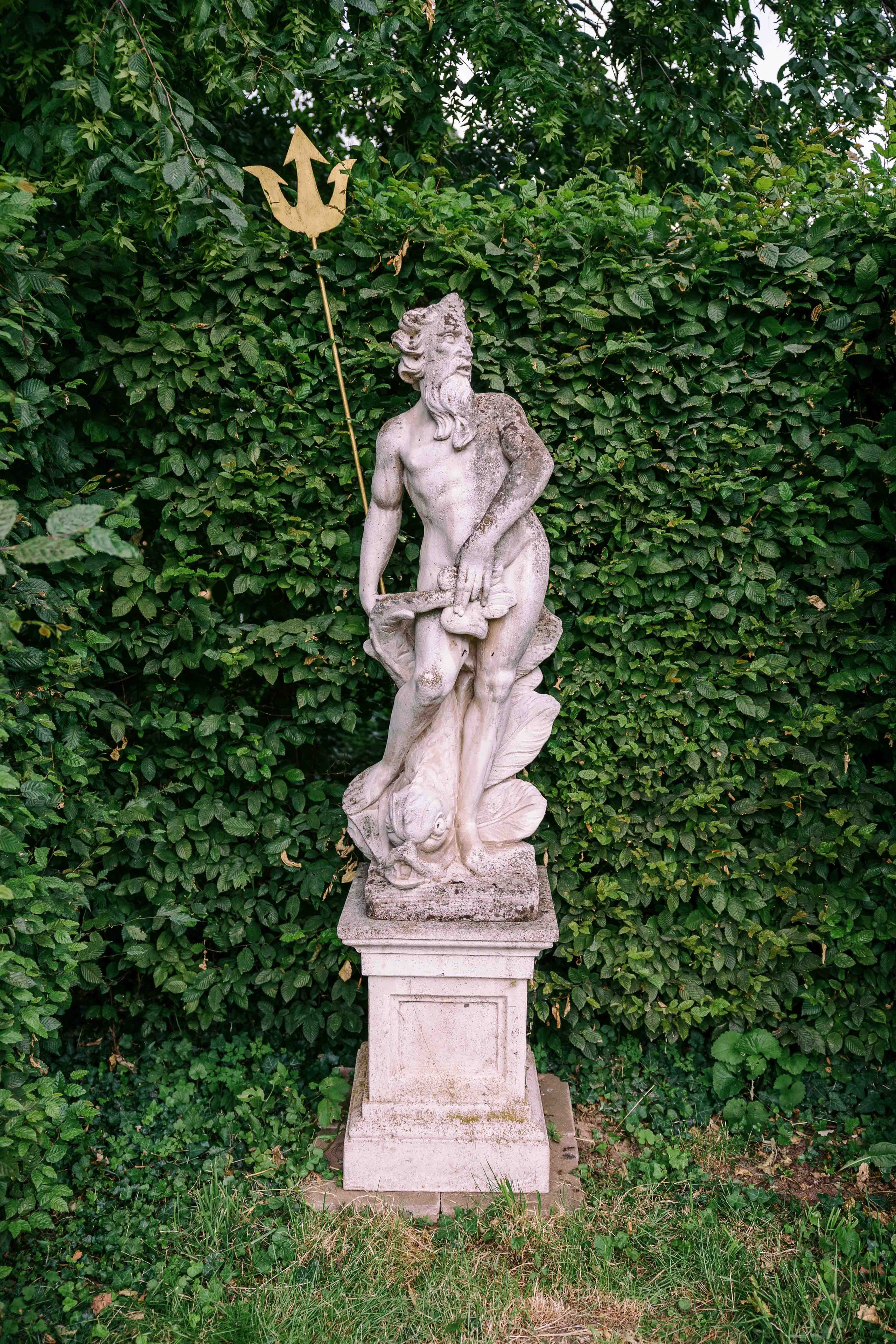 schloss von hammerstein statue