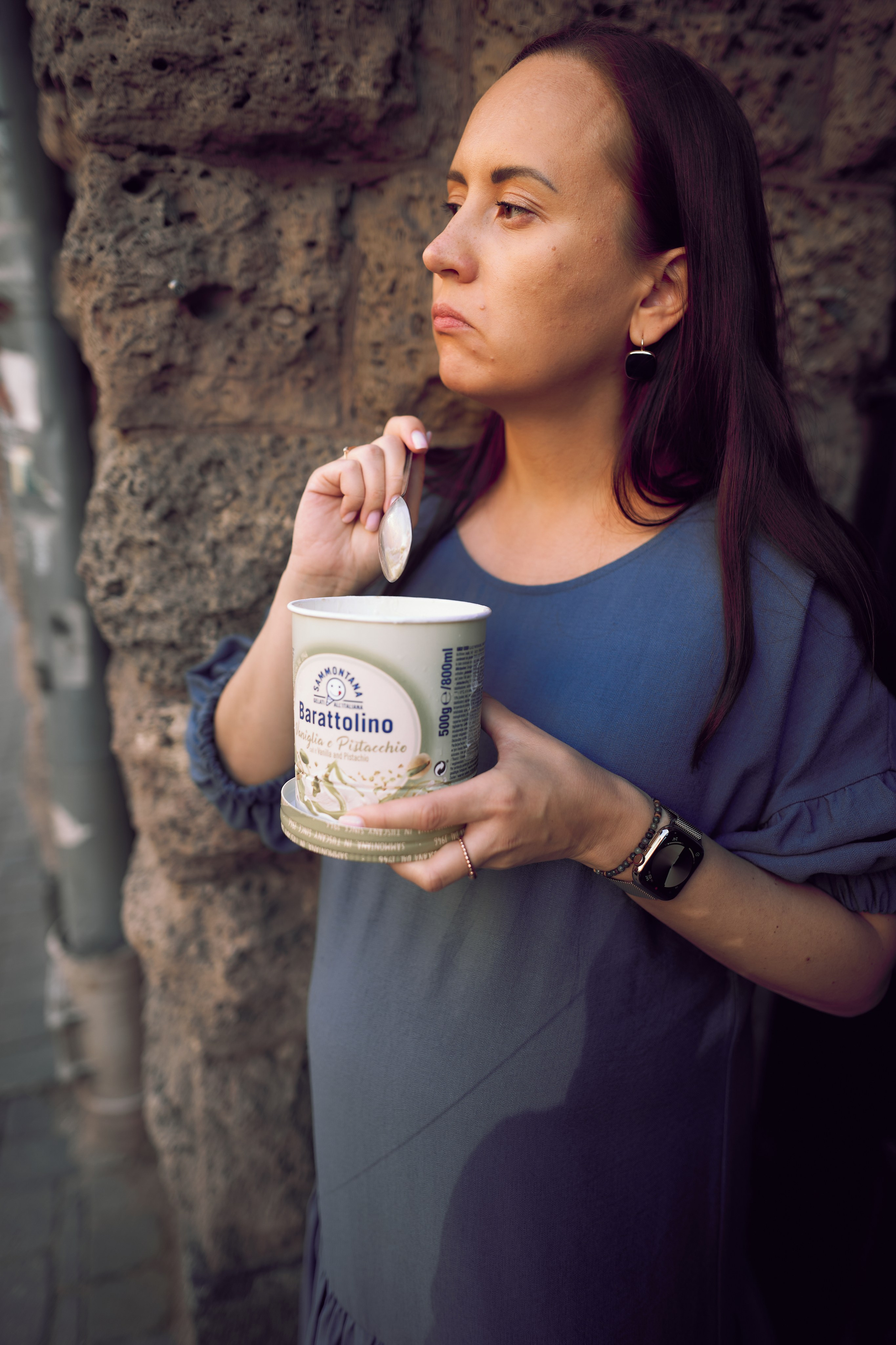 Portrait photographer in Riga. Photographer in Doha, Qatar