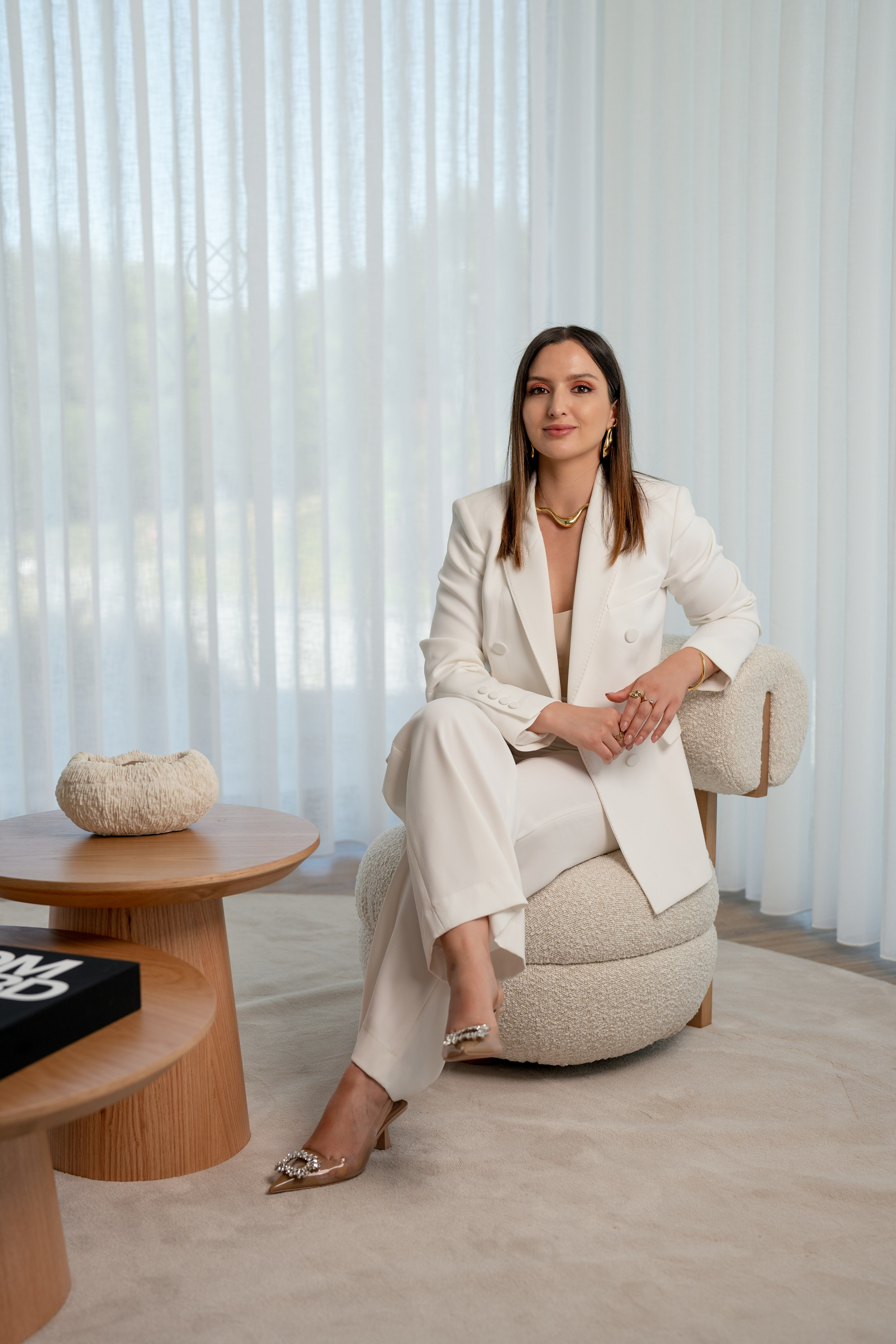 Minimal Medical Concept. Portrait and fashion Photographer in Braga, Portugal