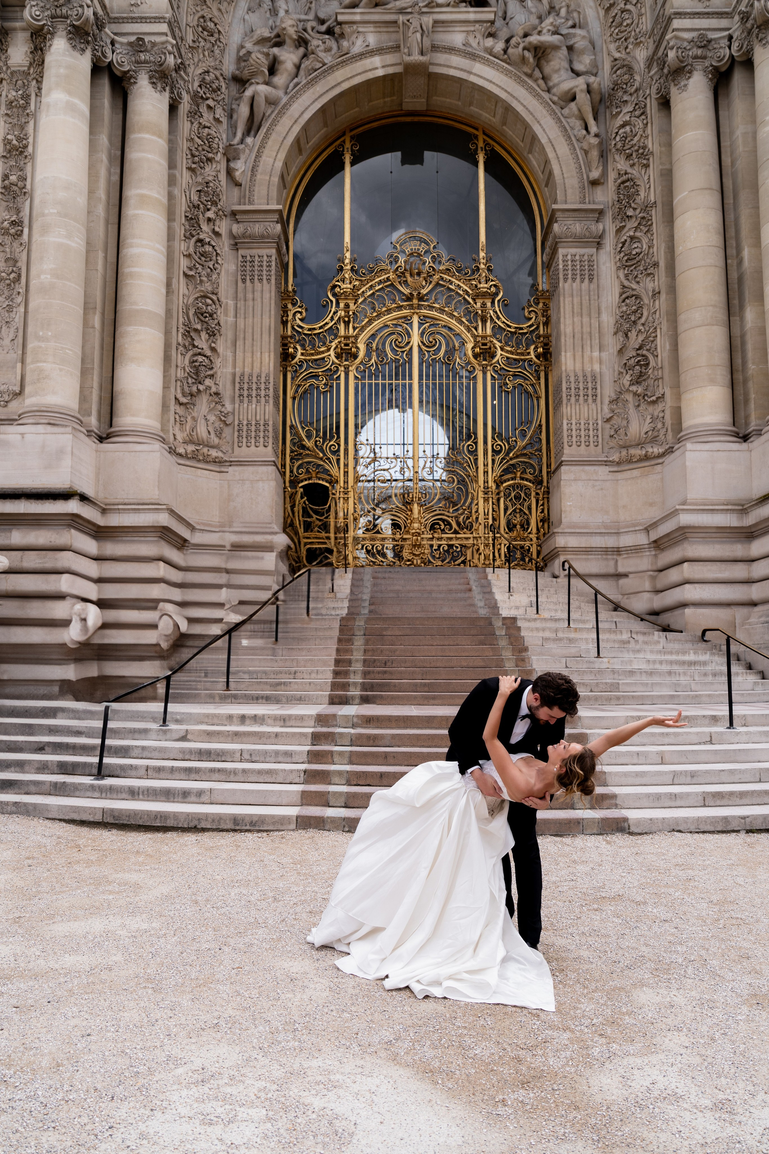 Paris Engagement Session. SL Wedding Photo: ponadczasowa fotografia ślubna | Wrocław & Europa