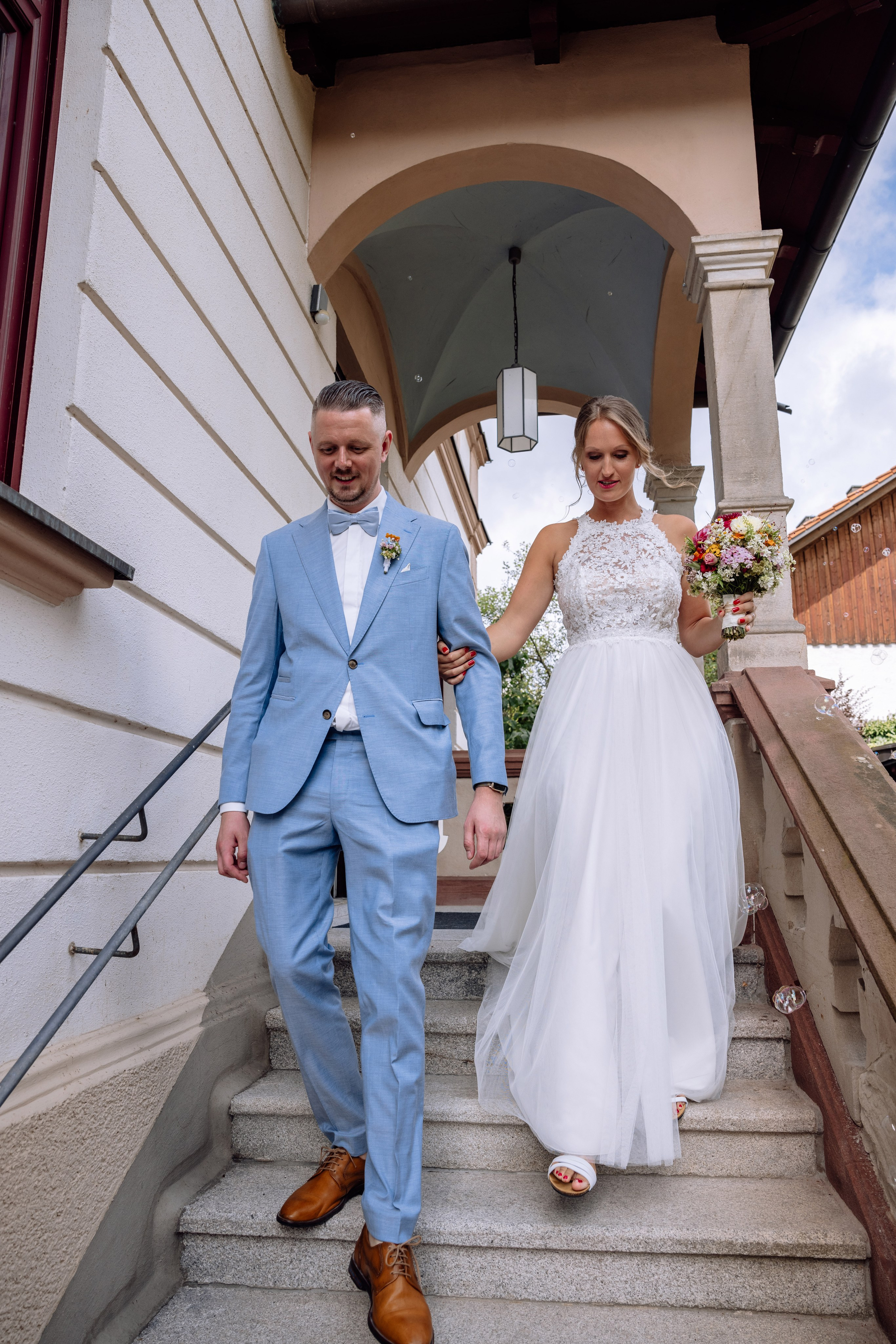 Sandra und Kevin: Standesamt Unterföring und Friedensengel. Hochzeitsfotograf München Taufe Familienfotograf Tanja Mauke