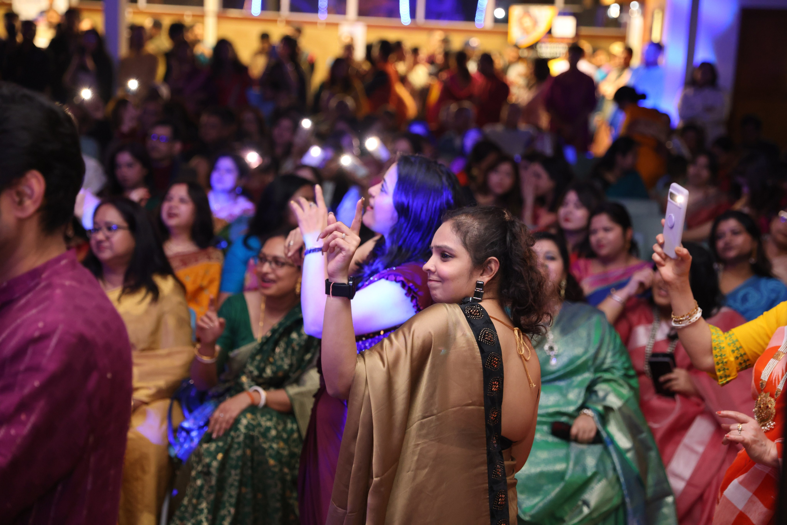 Nbysa Sydney. MHCreative is family-oriented photographer based in SYDNEY