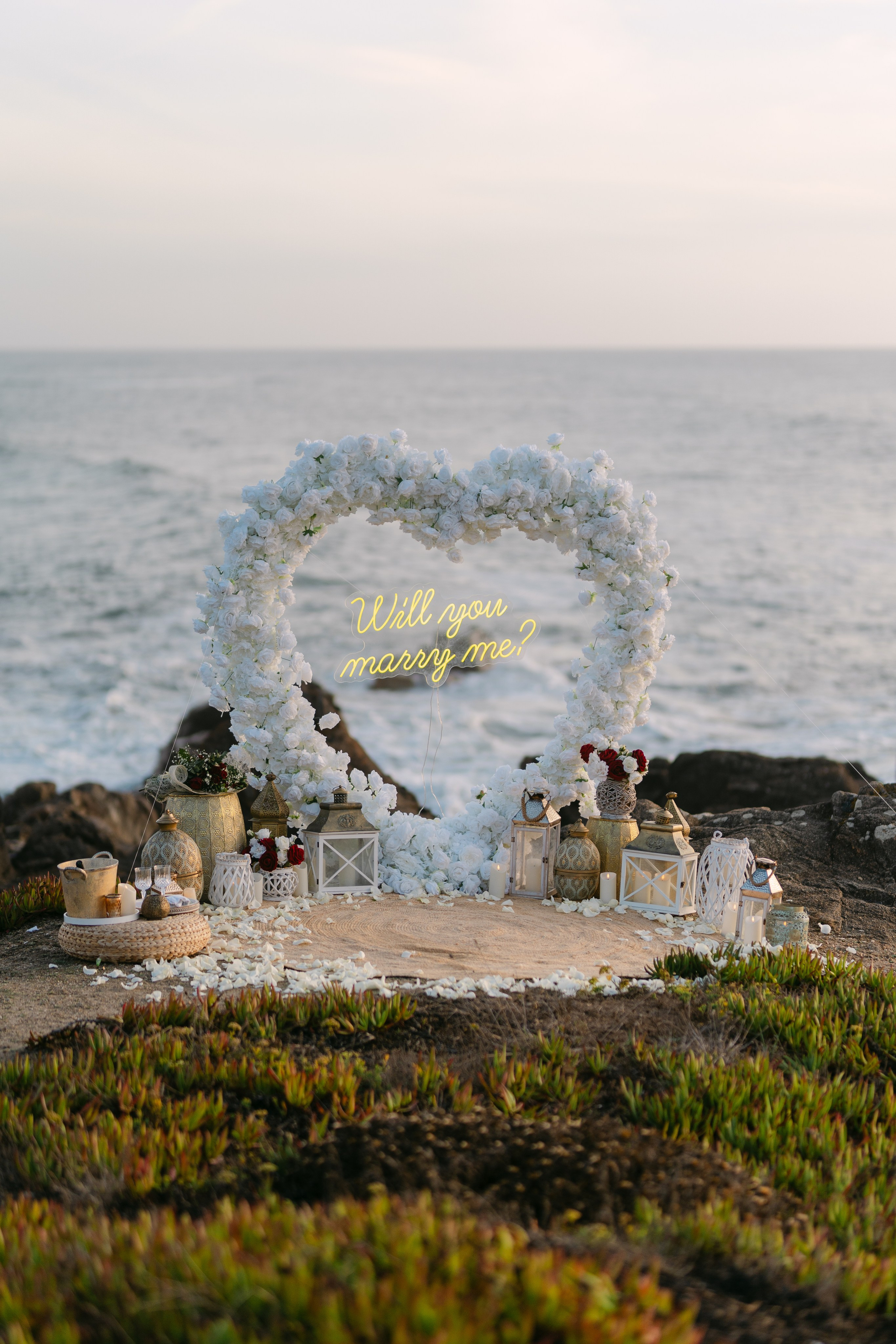 Wedding Proposal at the Beach. Davi Valente