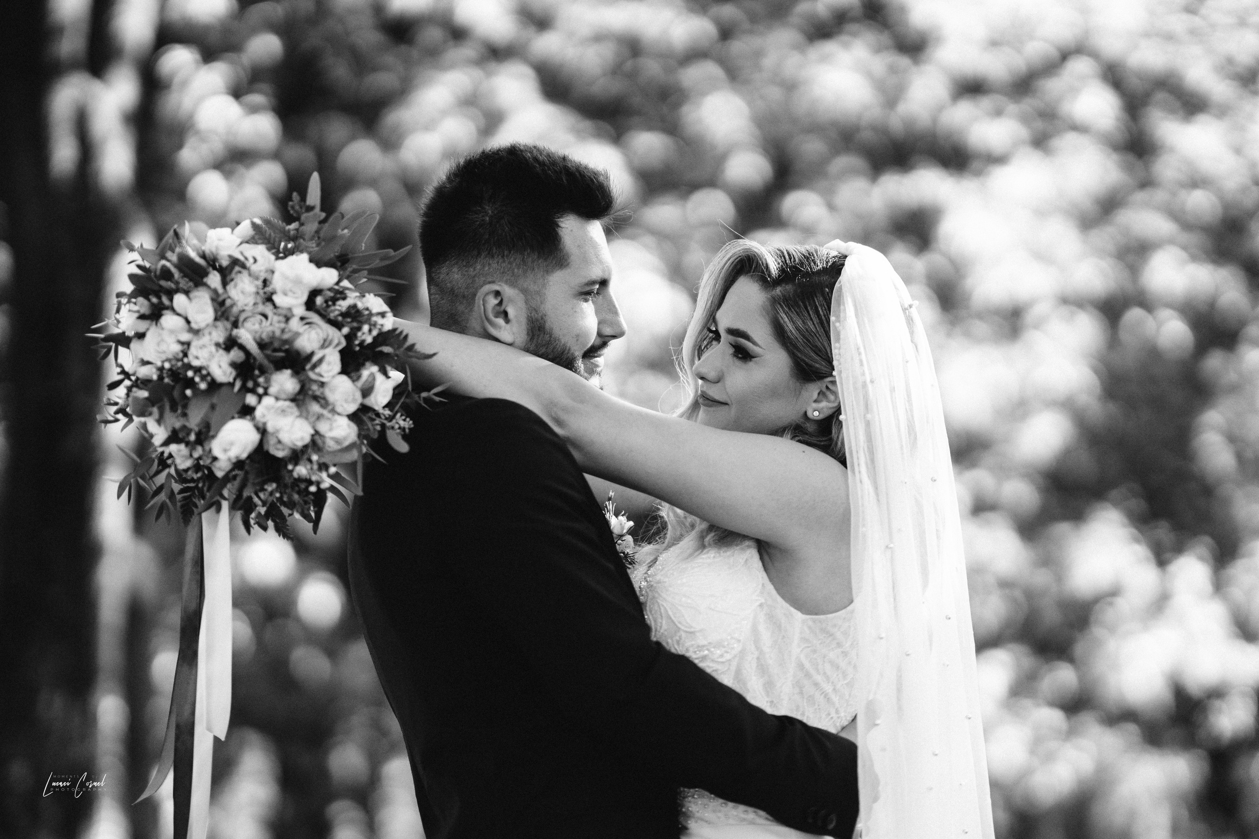 Diana & Cătălin – Nuntă clasică și rafinată. Fotograf de nuntă, corporate, botezuri, majorate și aniversări Roman, Lucaci Cornel