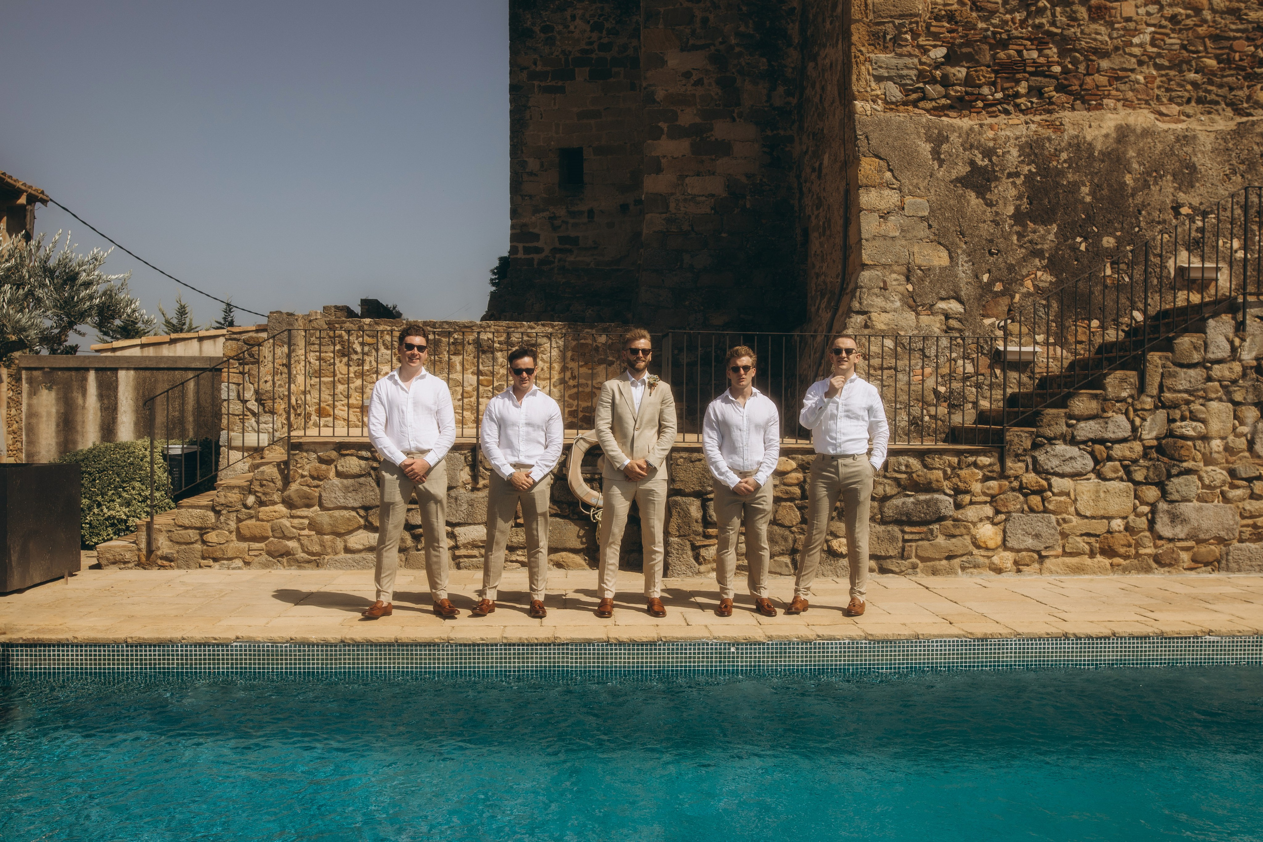 Lauren & Jamie. Hotel Castell d’Emporda. Paola fotógrafo / videografo de bodas en Barcelona