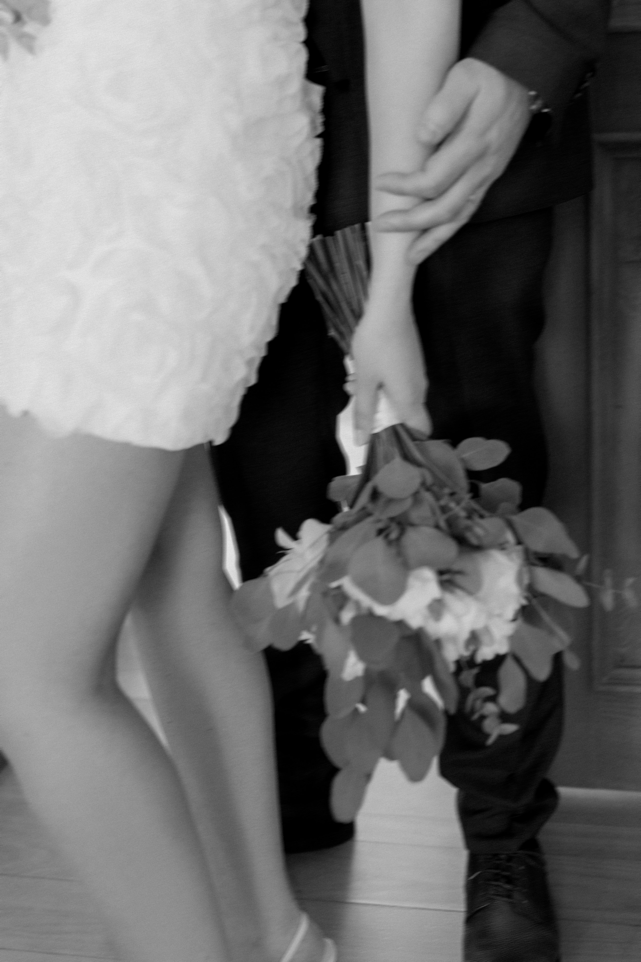 Monika ir Vytautas — miestu alsuojanti trumpa jaunųjų fotosesija Kaune