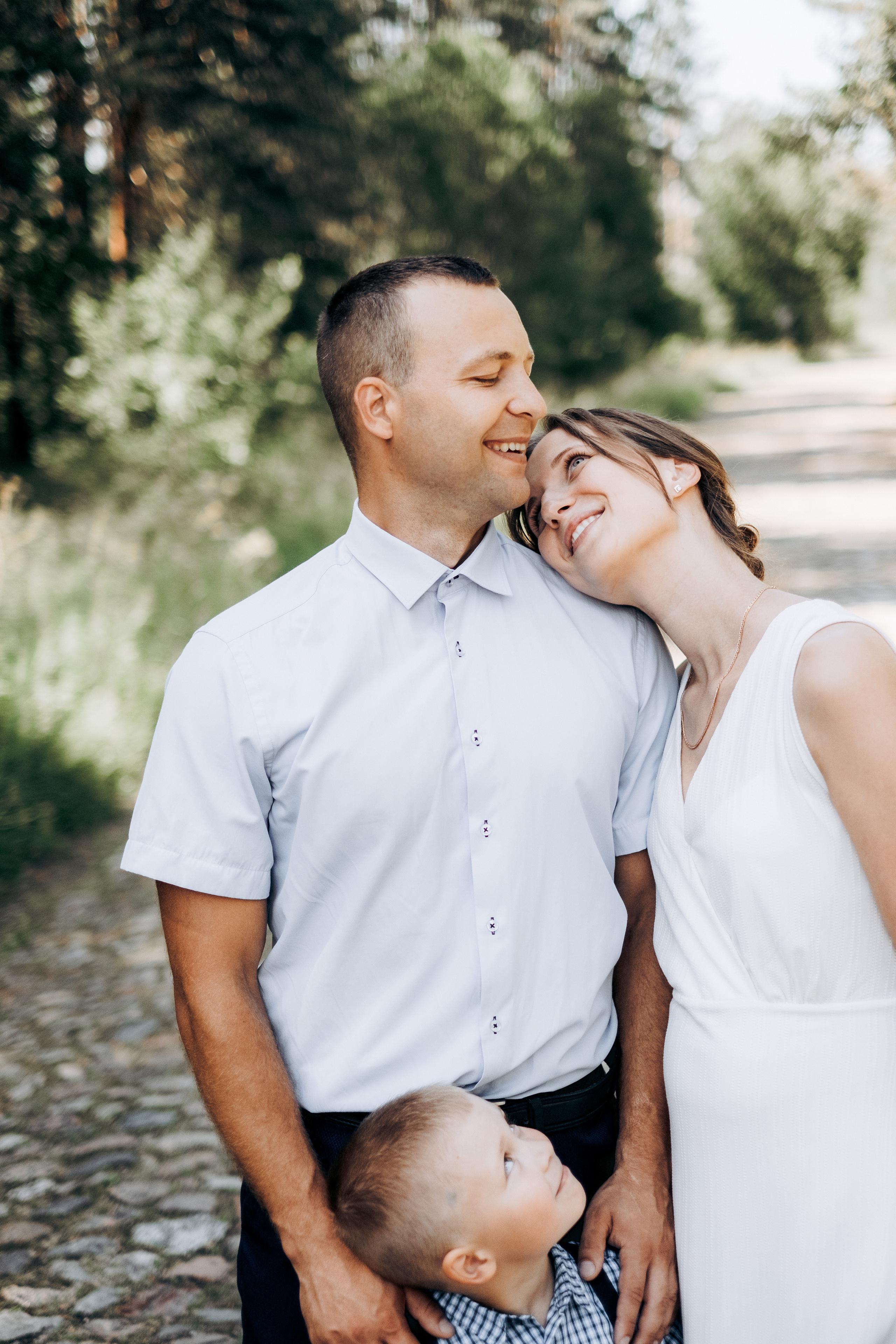 Viktorija + Artūrs | Kāzu fotosesija mežā. Kāzu × Ģimenes notikumu fotografs Edgars Kalniņš