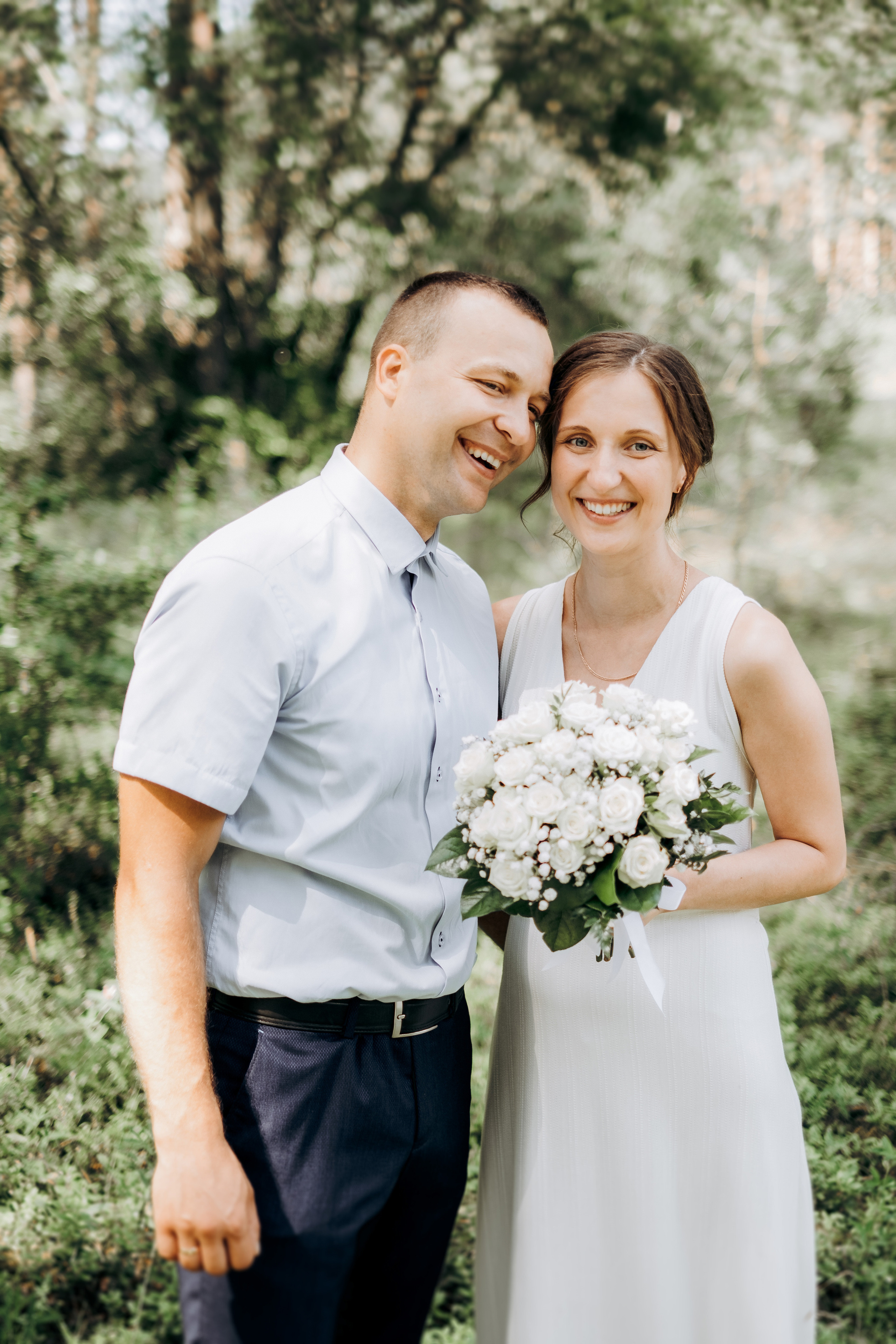 Viktorija + Artūrs | Kāzu fotosesija mežā. Kāzu × Ģimenes notikumu fotografs Edgars Kalniņš