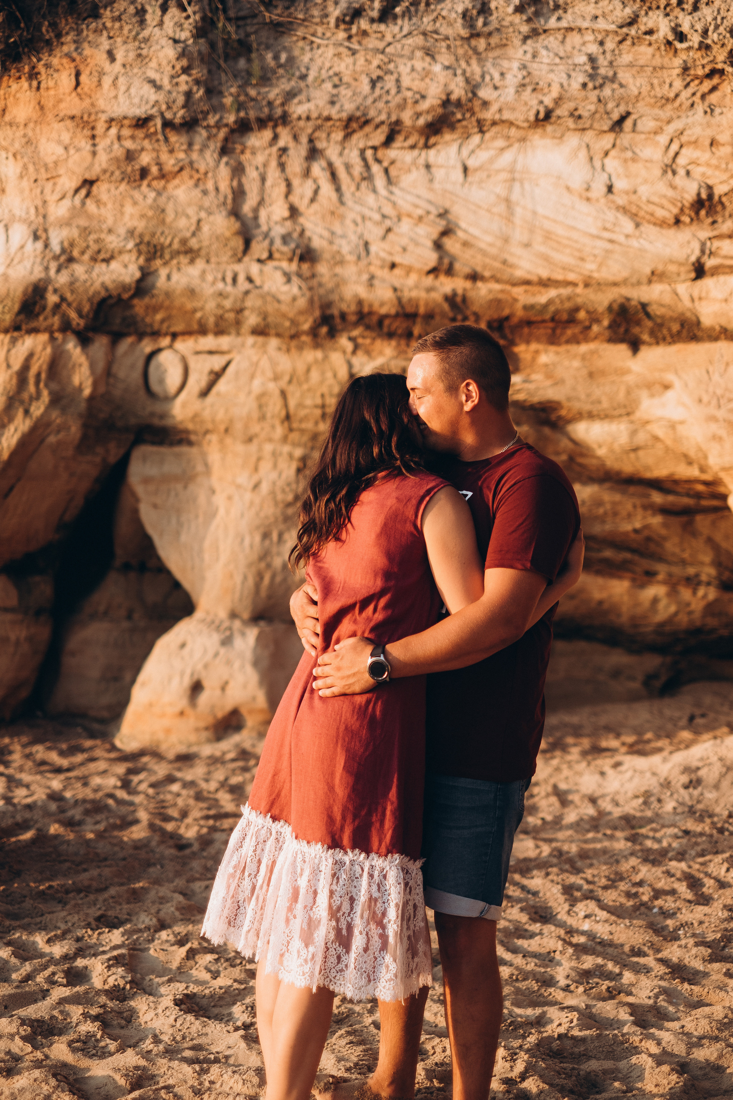 Ģimenes fotosesija Veczemju klintīs. Kāzu × Ģimenes notikumu fotografs Edgars Kalniņš