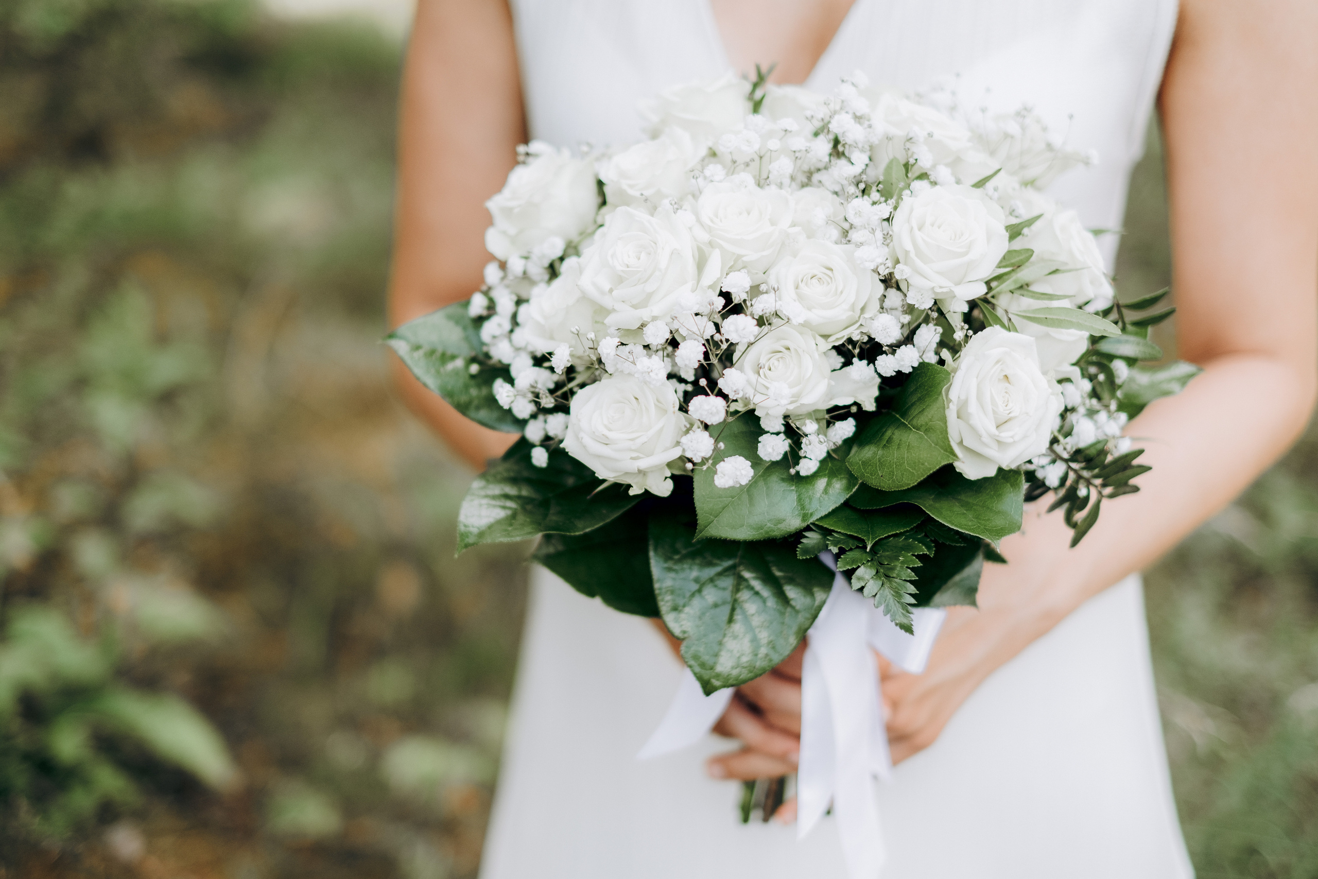 Viktorija + Artūrs | Kāzu fotosesija mežā. Kāzu × Ģimenes notikumu fotografs Edgars Kalniņš