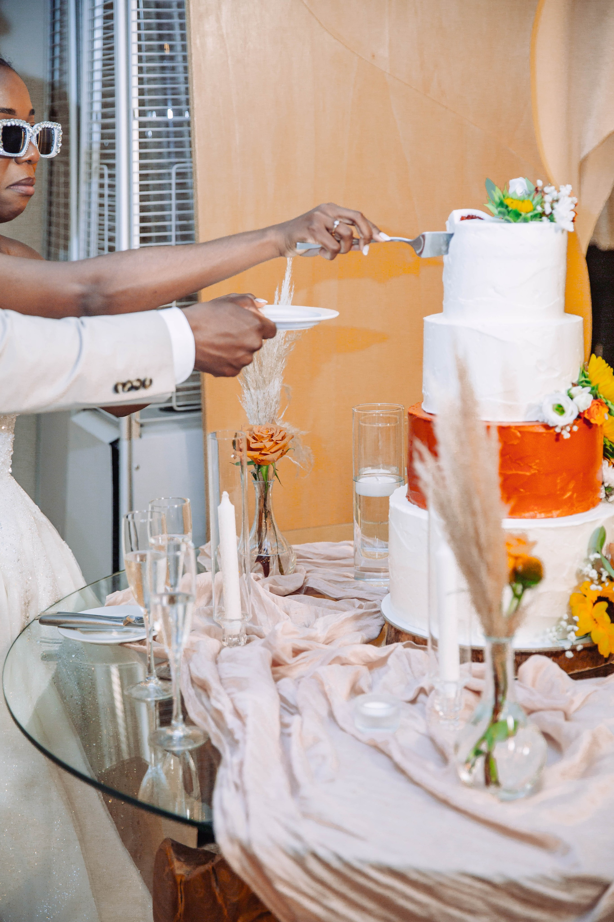 Kuselia & Kaleb. Fazemos o seu casamento ser lembrado por gerações