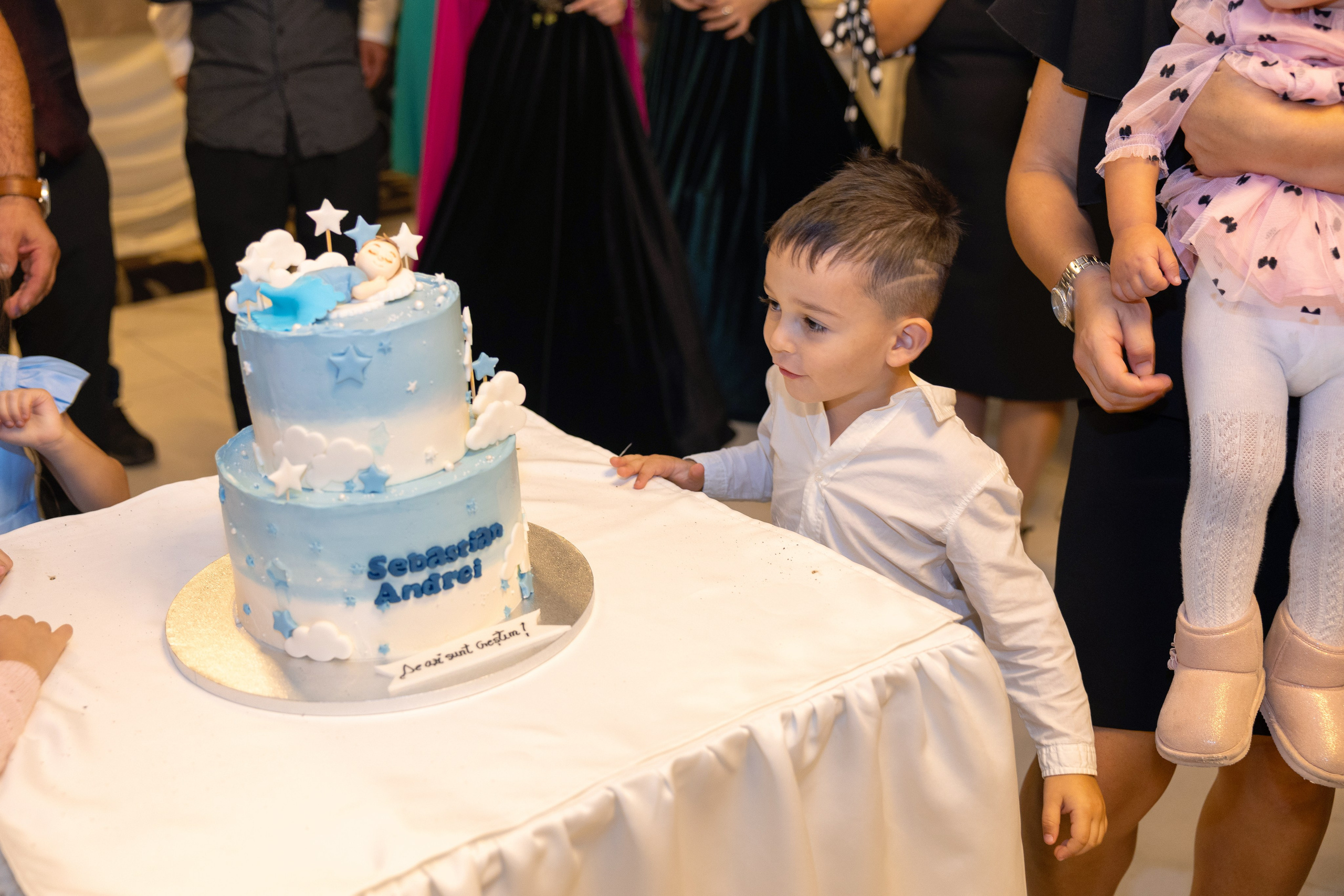 Andrei Sebastian. Moments By Gub