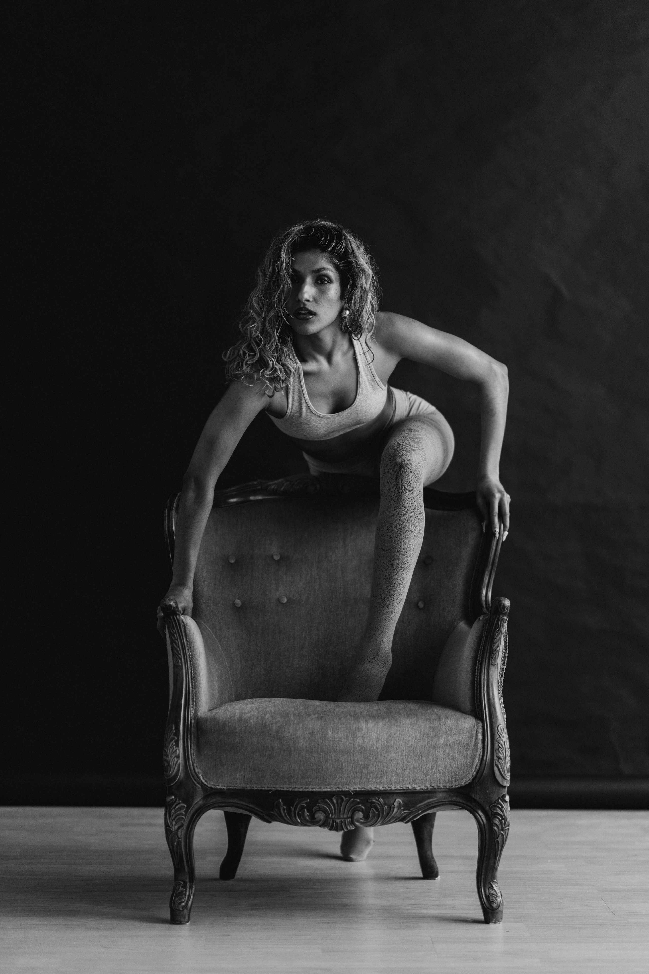 DANCERS. Victoria Olonen – Cinematic Portrait Artist | Helsinki & Europe