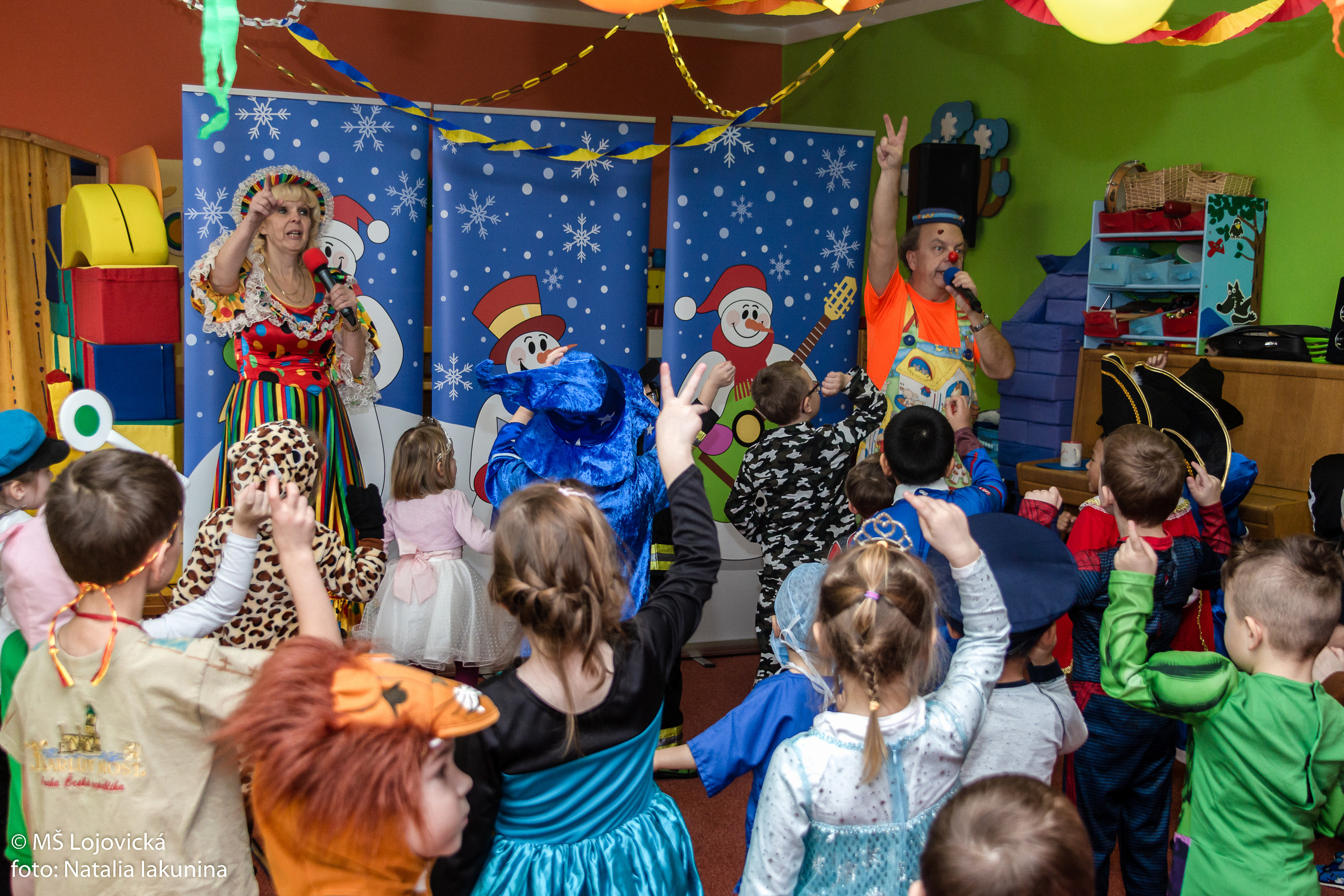 Karneval — Masopust. Kiki-Niki-Cha! Learn, play, and discover with us!