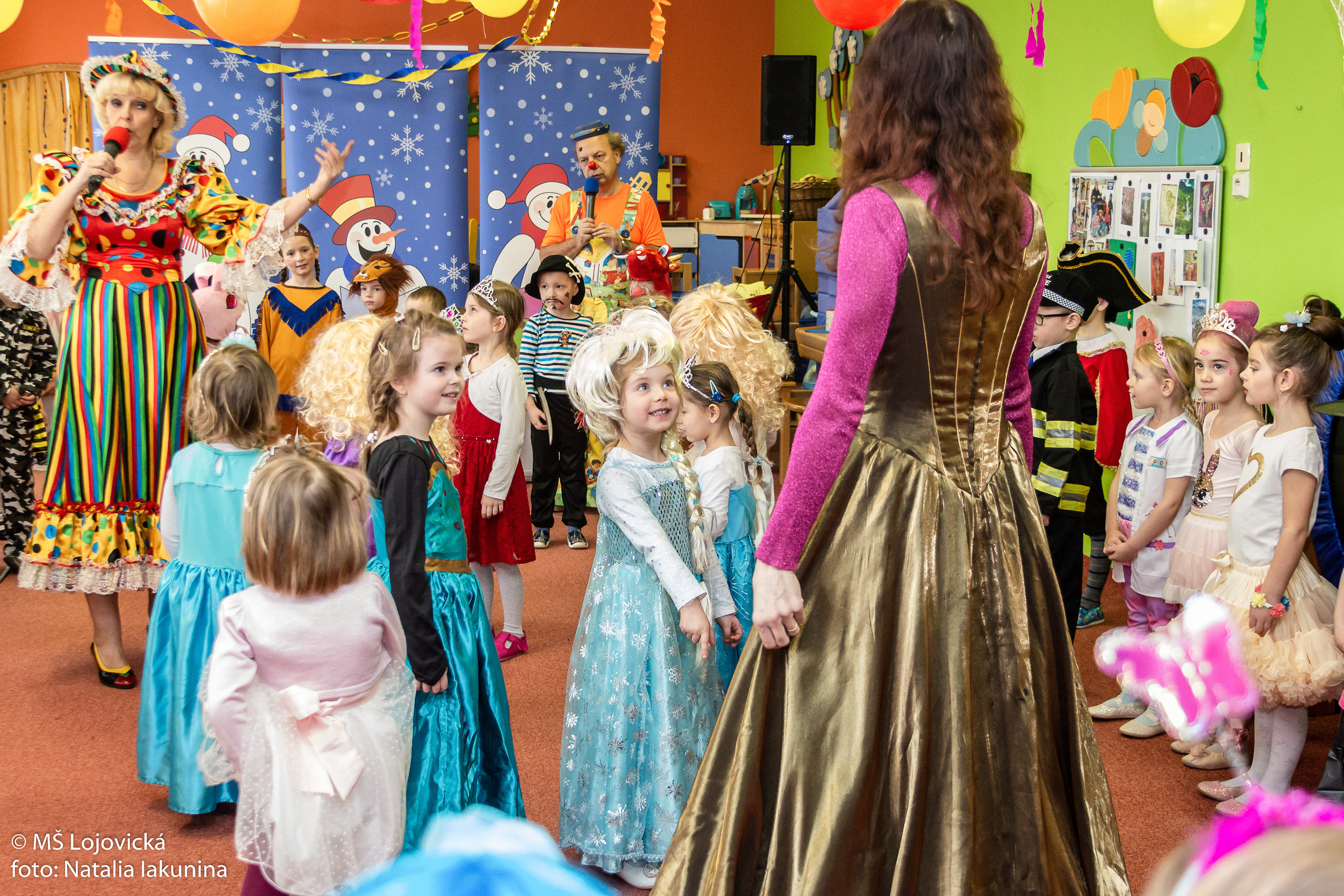 Karneval — Masopust. Kiki-Niki-Cha! Learn, play, and discover with us!