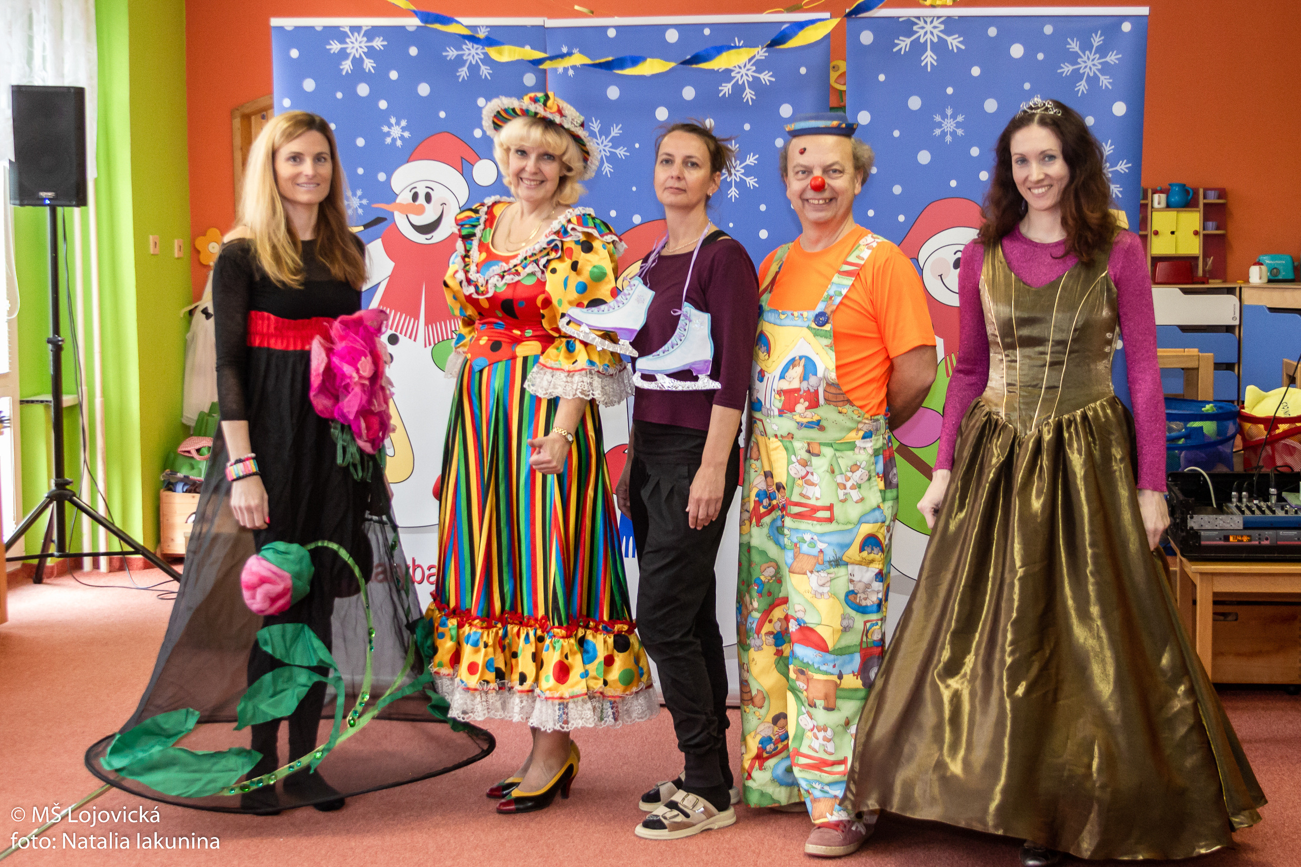 Karneval — Masopust. Kiki-Niki-Cha! Learn, play, and discover with us!