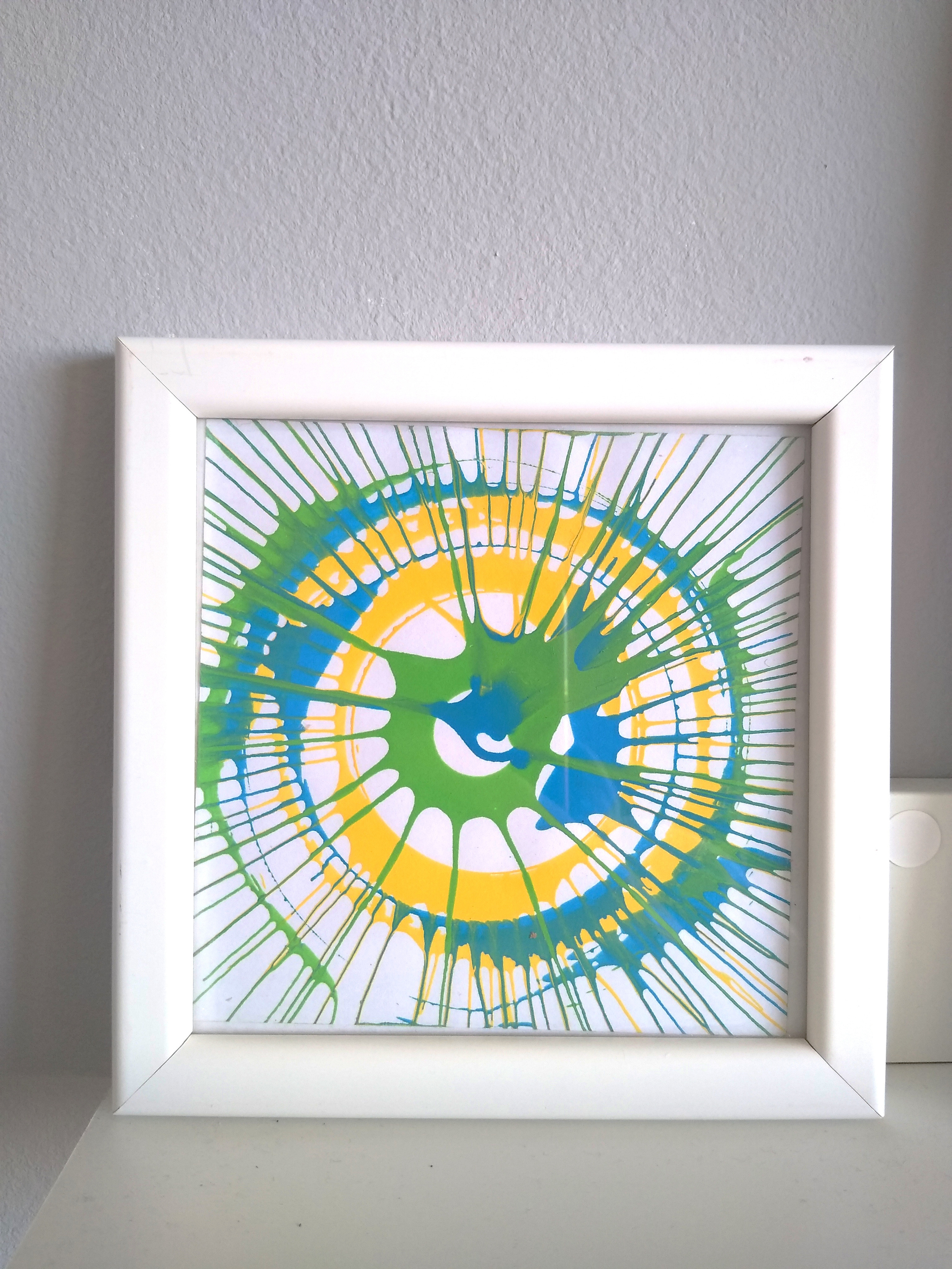 Amazing craft — Spin Art Machine. Kiki-Niki-Cha! Learn, play, and discover with us!