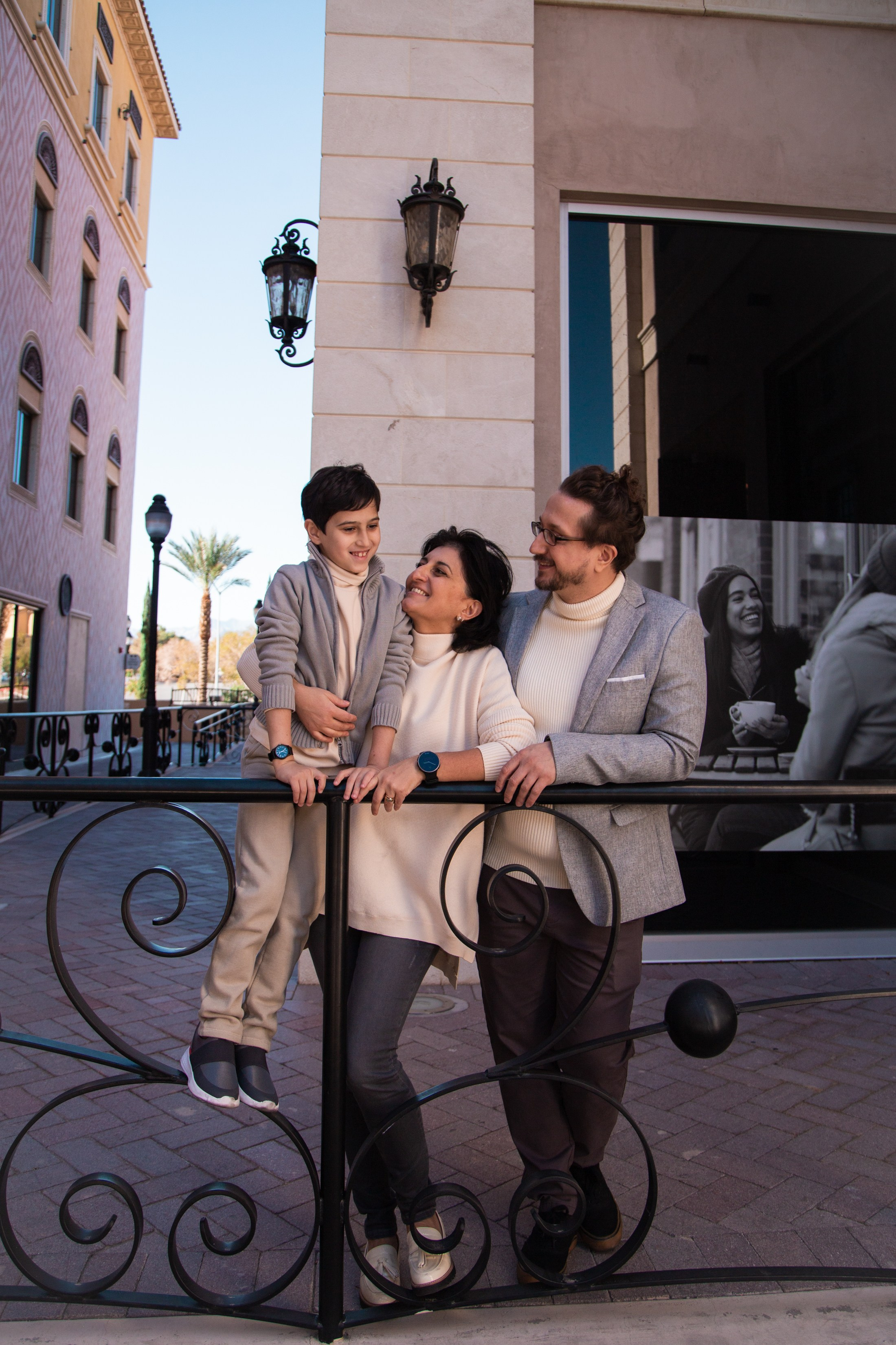 Tereza, Artem, David & Daniel. Wedding & elopement photographer Viktoriya Kravtsov. Las Vegas