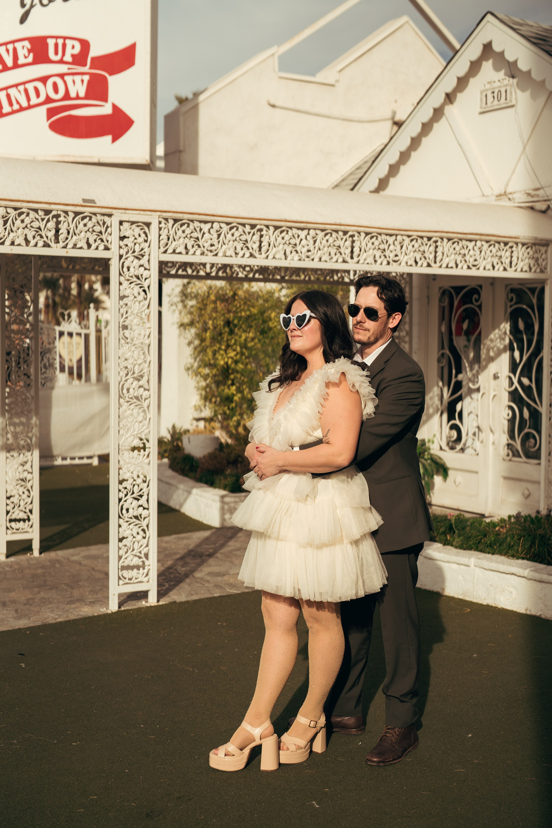 Grace&Jesse. Wedding & elopement photographer Viktoriya Kravtsov. Las Vegas