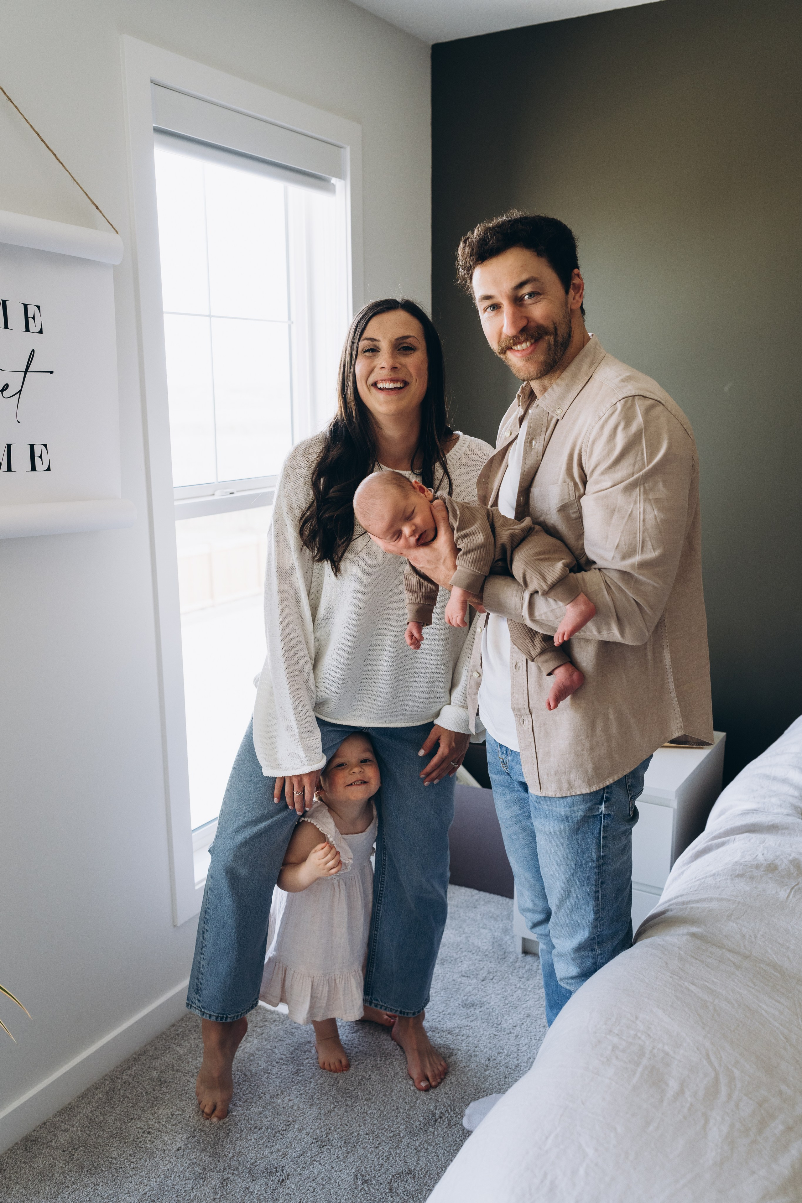 Jess & Fam #2. Calgary Wedding & Lifestyle Photographer — Yevhen Polishchuk