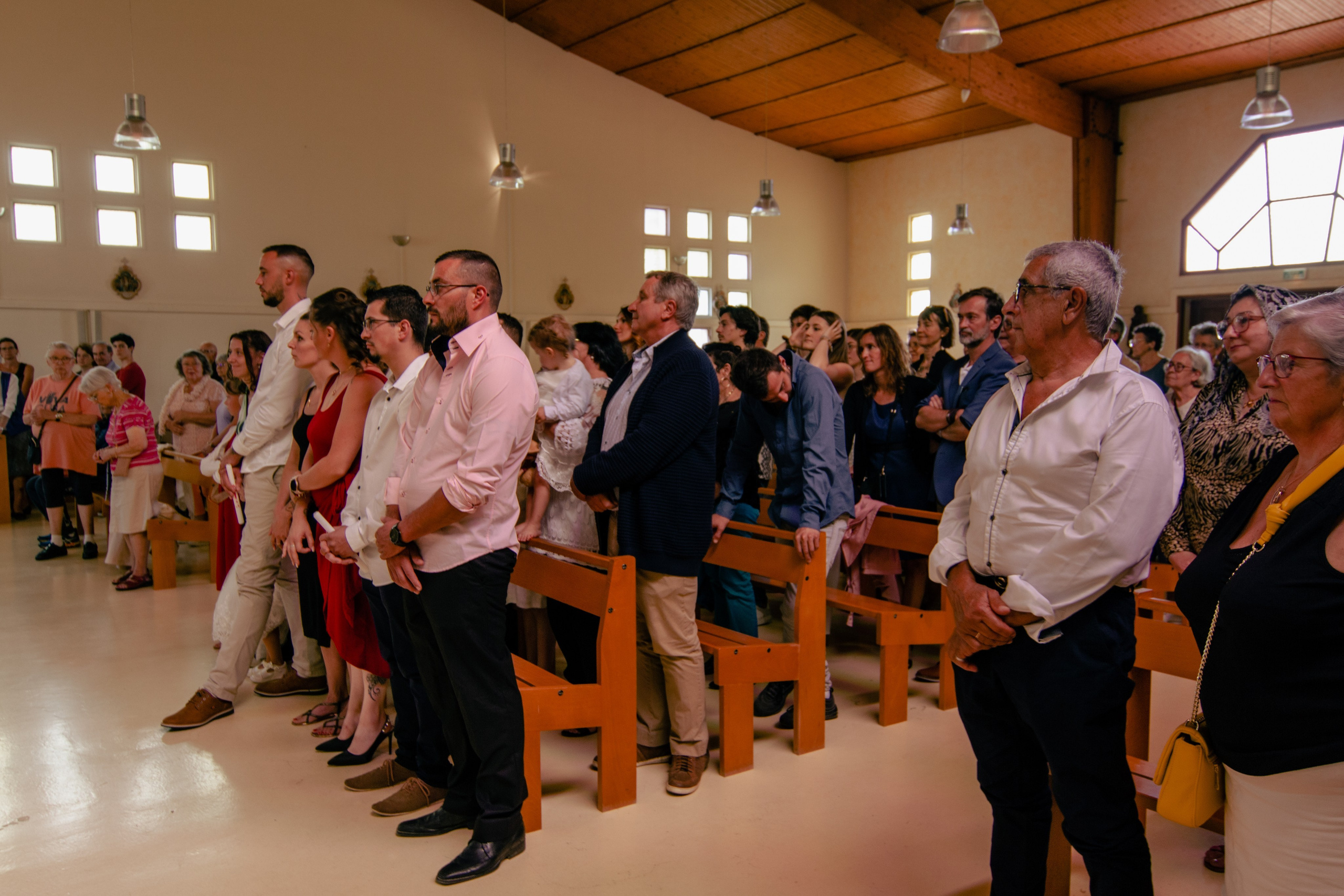 Julia et Shanna | Baptême. Studio photo « Partage ton bonheur » – Photographe famille près de Châtellerault, Poitiers et Tours