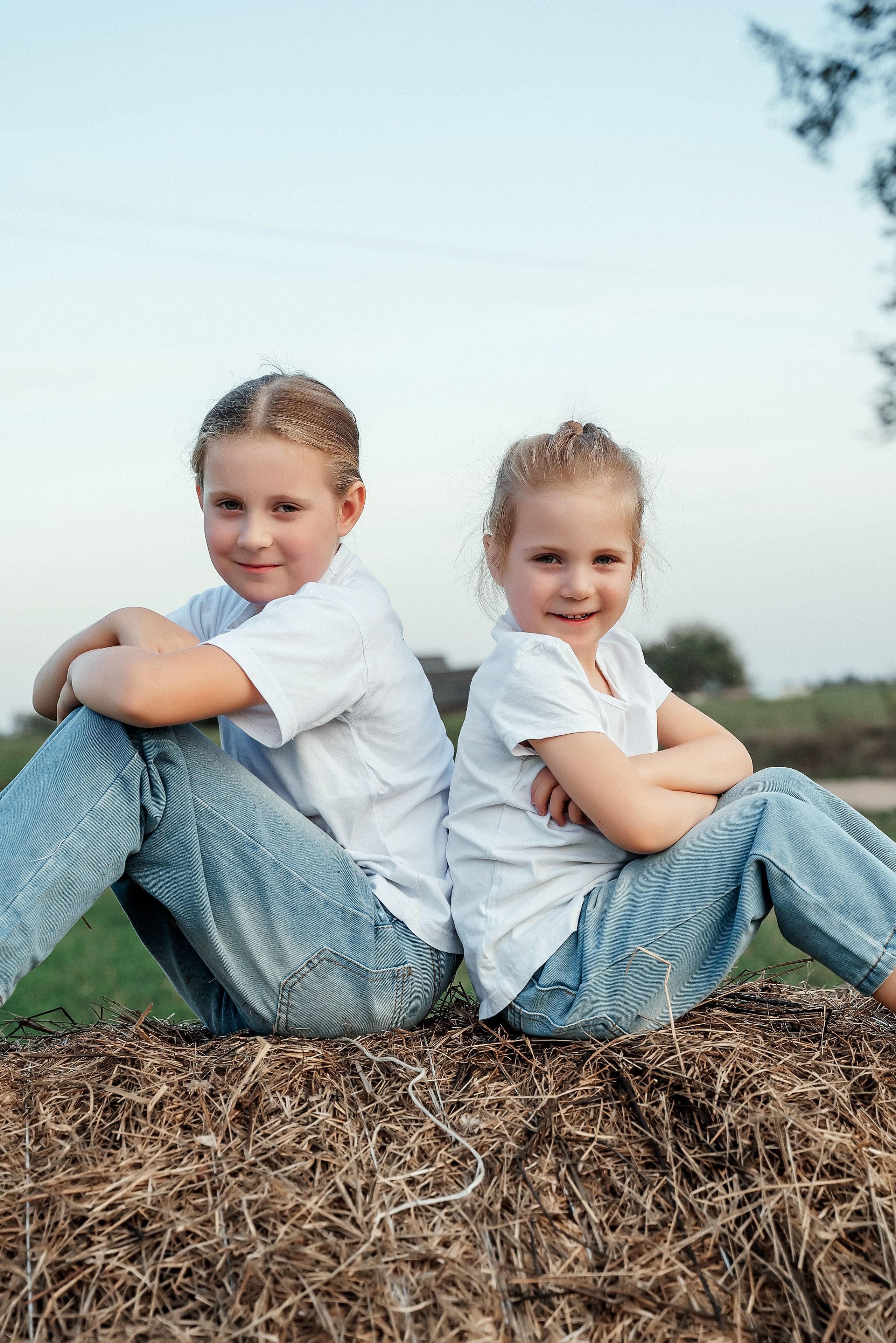 Sisters. Ваш фотограф в Латгалии — Александра Юхневича!