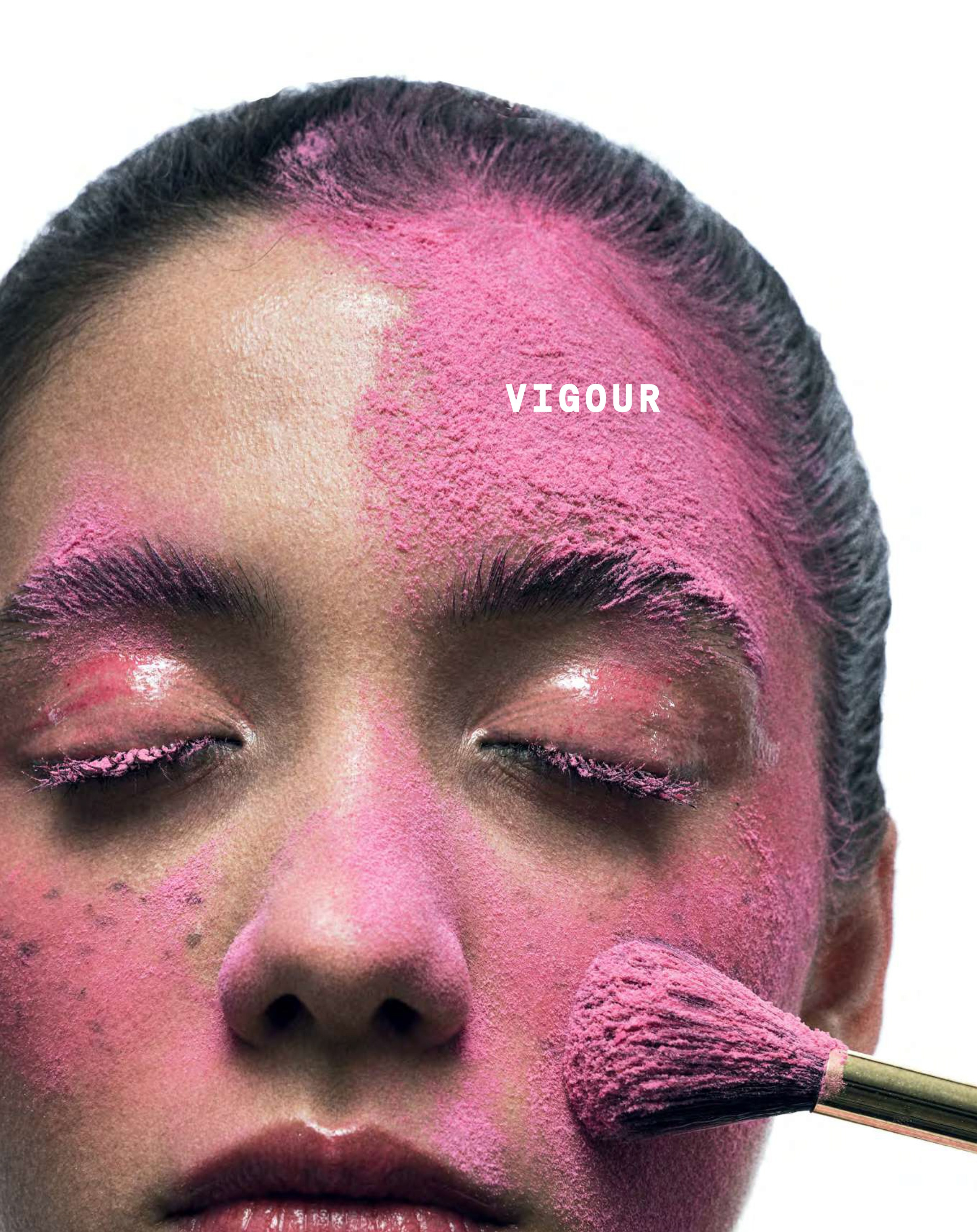 Nargis Magazine 140 issue. Beauty story for Saade Cosmetics. Fotograf Baku