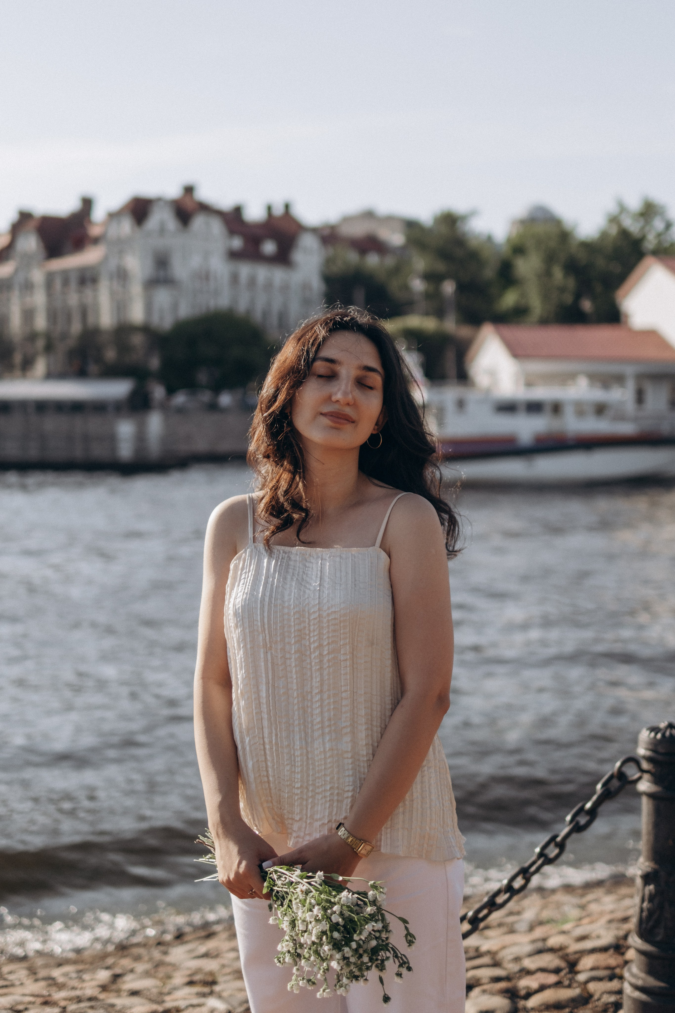 In Saint-Petersburg. Lens Captures Life