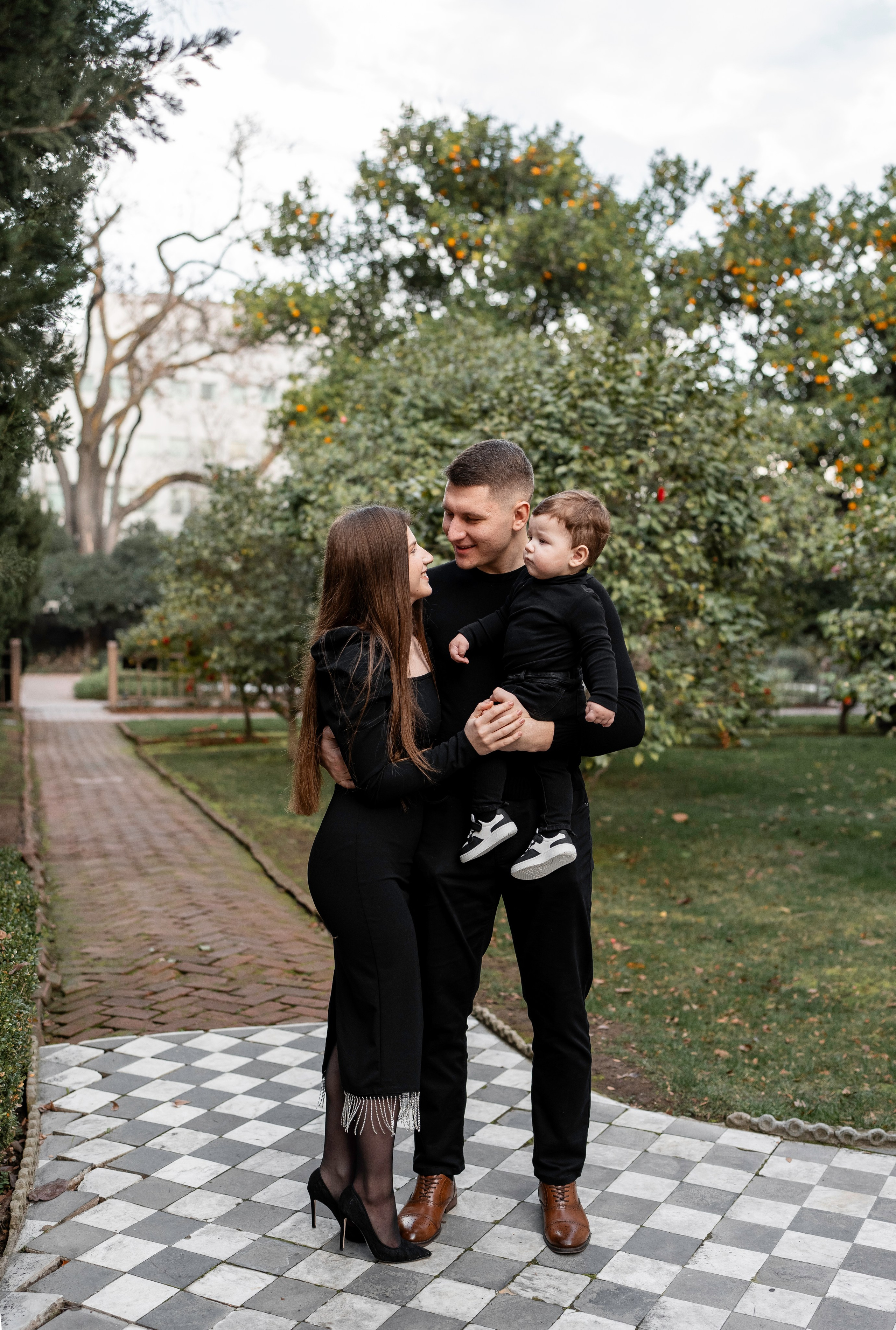 Artem, Nadia & Elisha. Family photographer in Sacramento | Sofia Pavenko