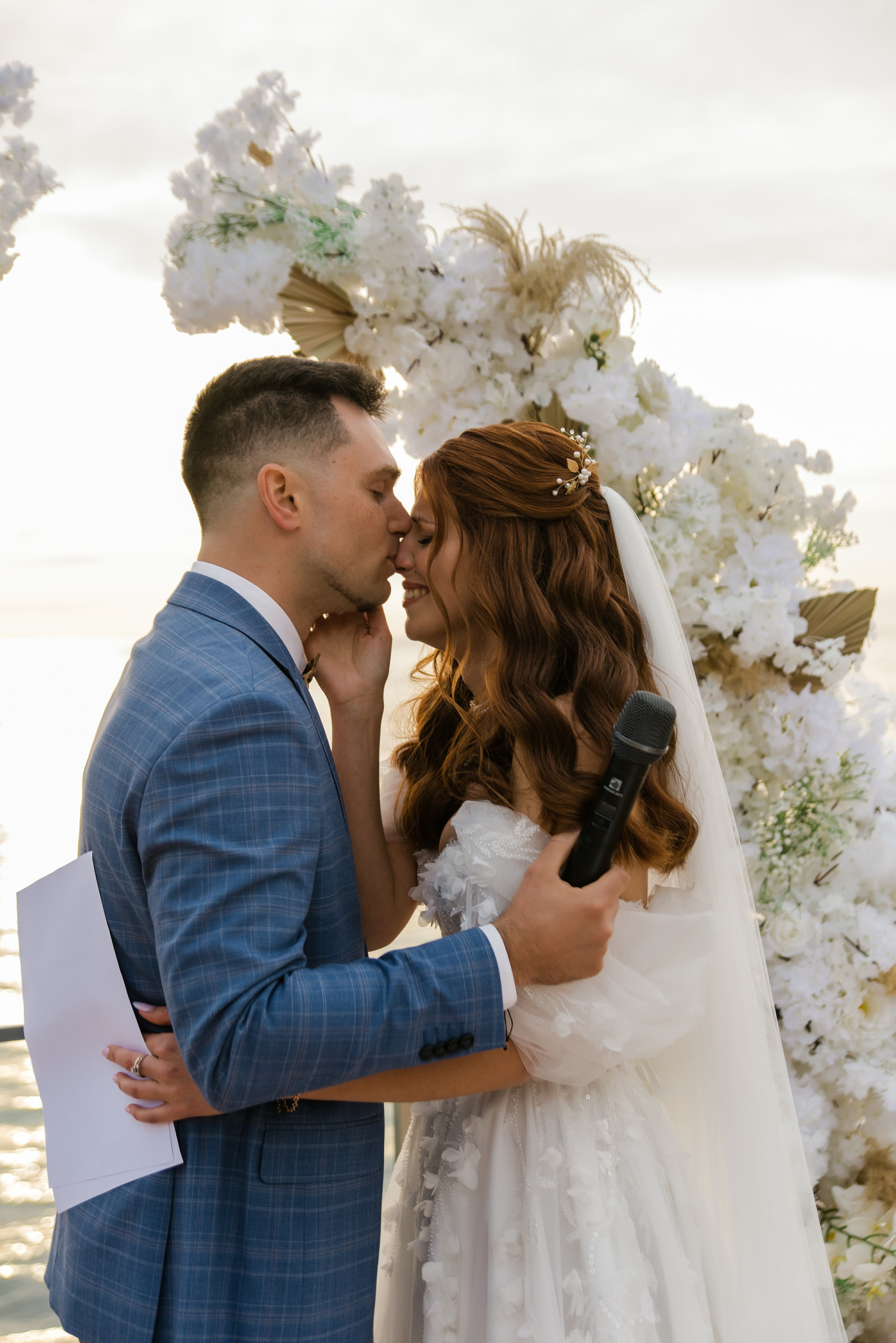 Свадьба на море в Батуми. Свадебные фотографы в Грузии, Армении. Макс Коваленко и Лара Татосян. Свадебный видеограф